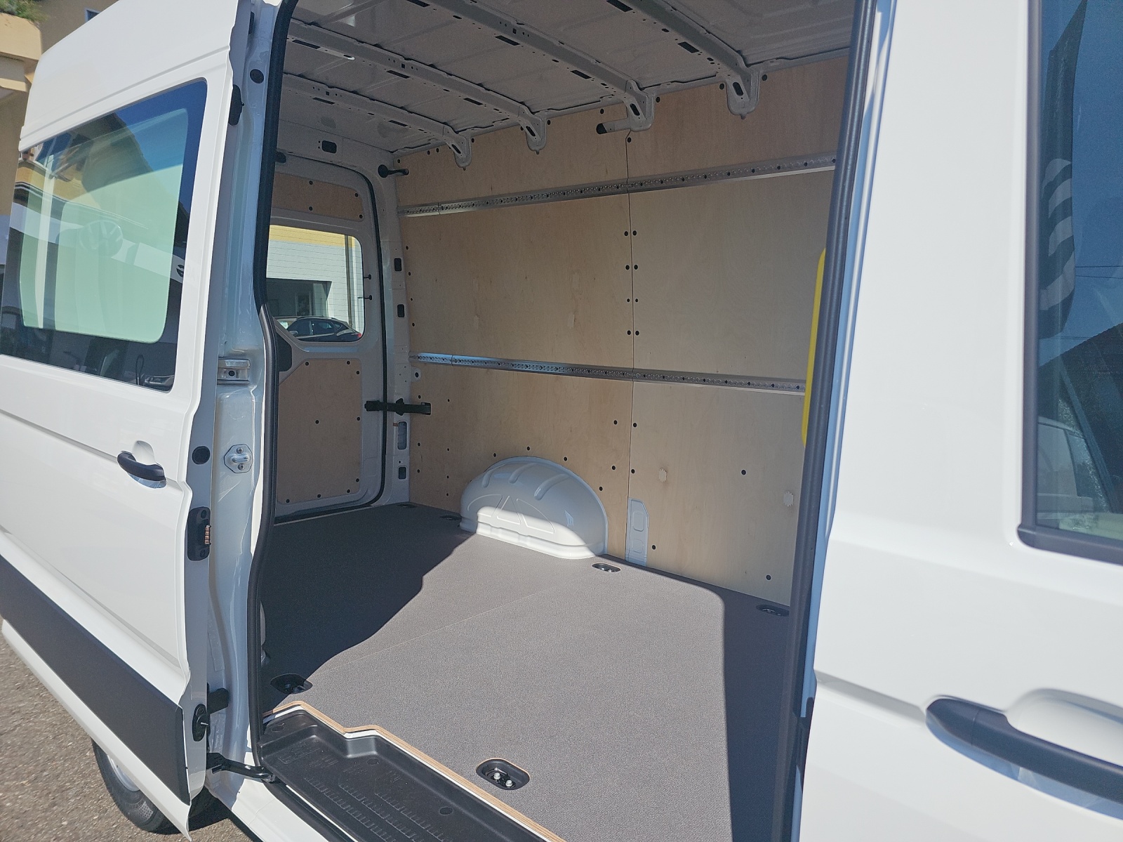 VW Crafter 35 2.0 TDI Entry L3-image-7