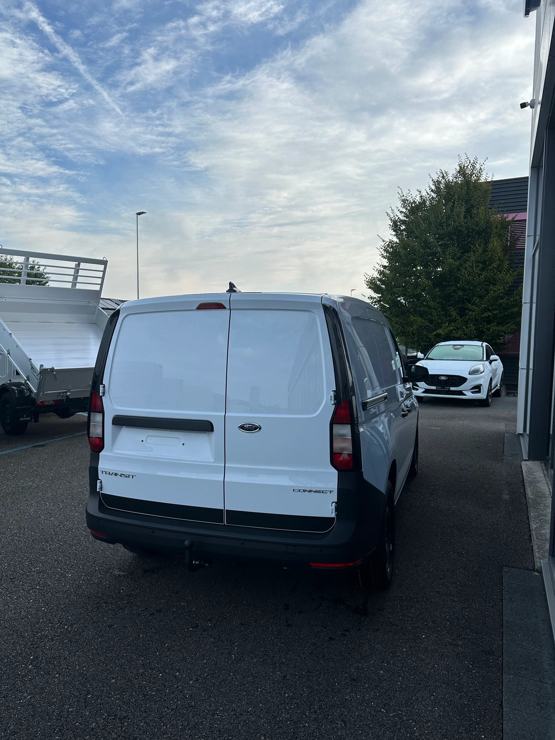 FORD Transit Connect fourg. 2.0 Eco Trend/102CV/Man.-image-6