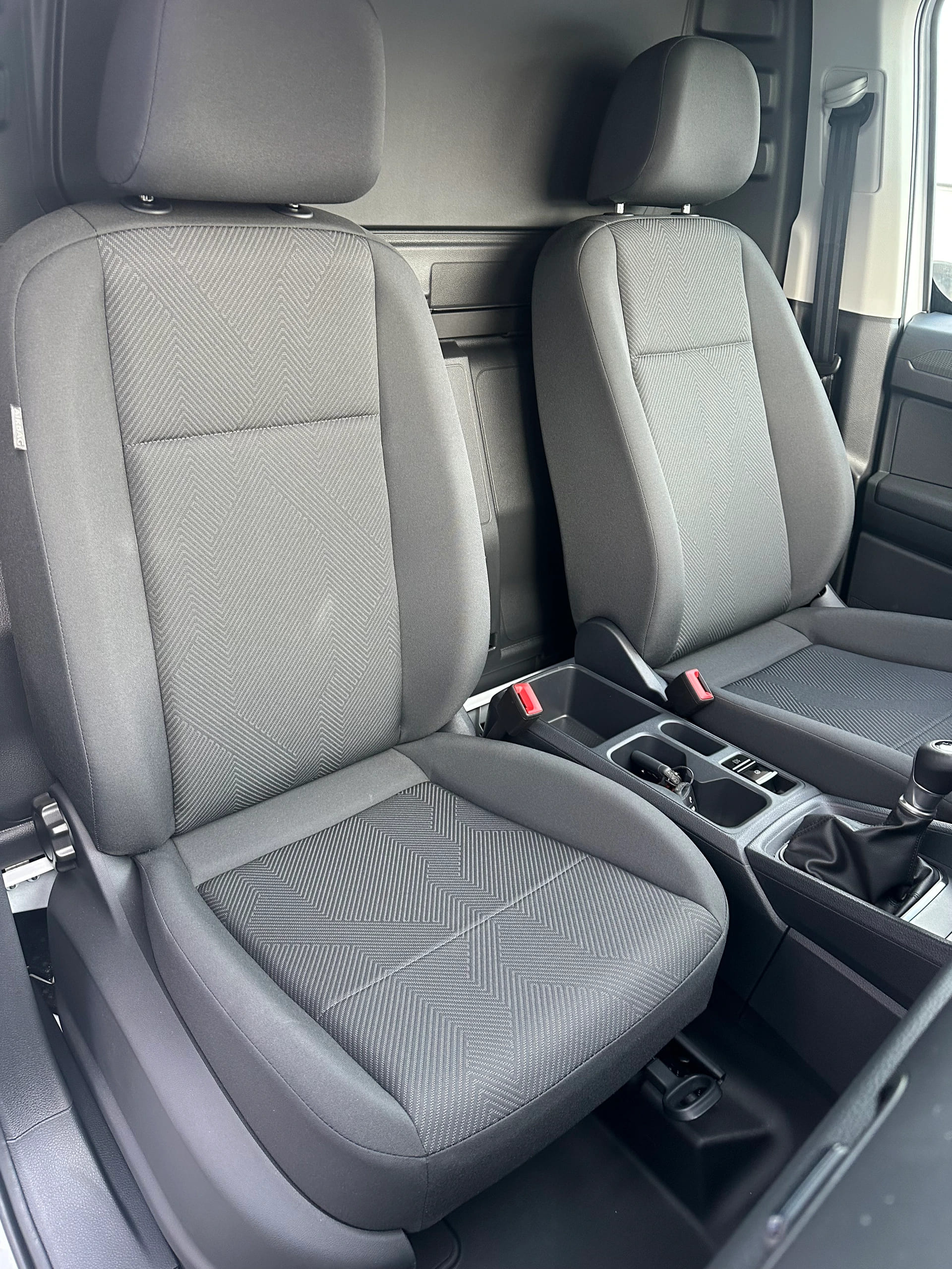 FORD Transit Connect fourg. 2.0 Eco Trend/102CV/Man.-image-12