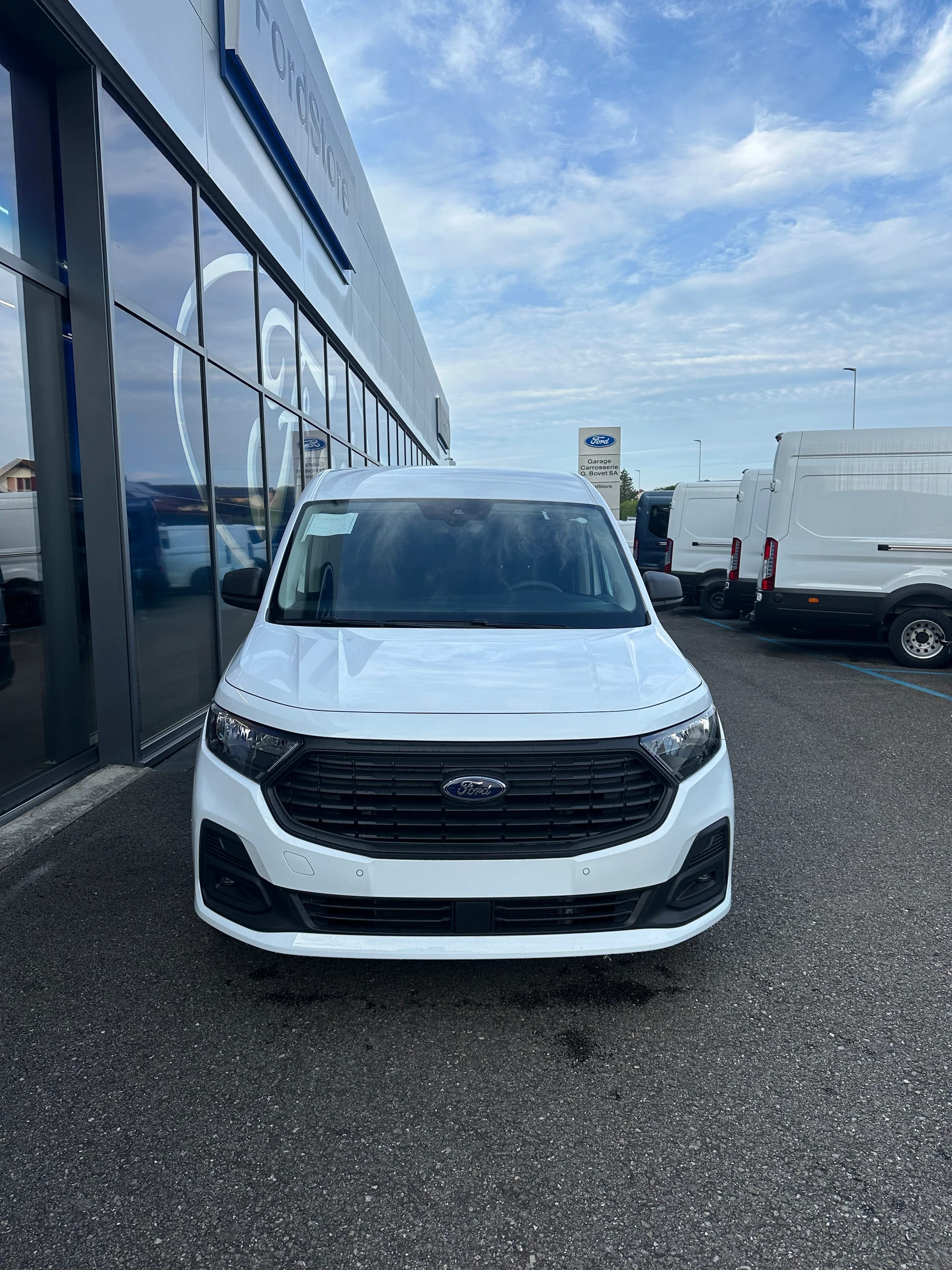 FORD Transit Connect fourg. 2.0 Eco Trend/102CV/Man.-image-8