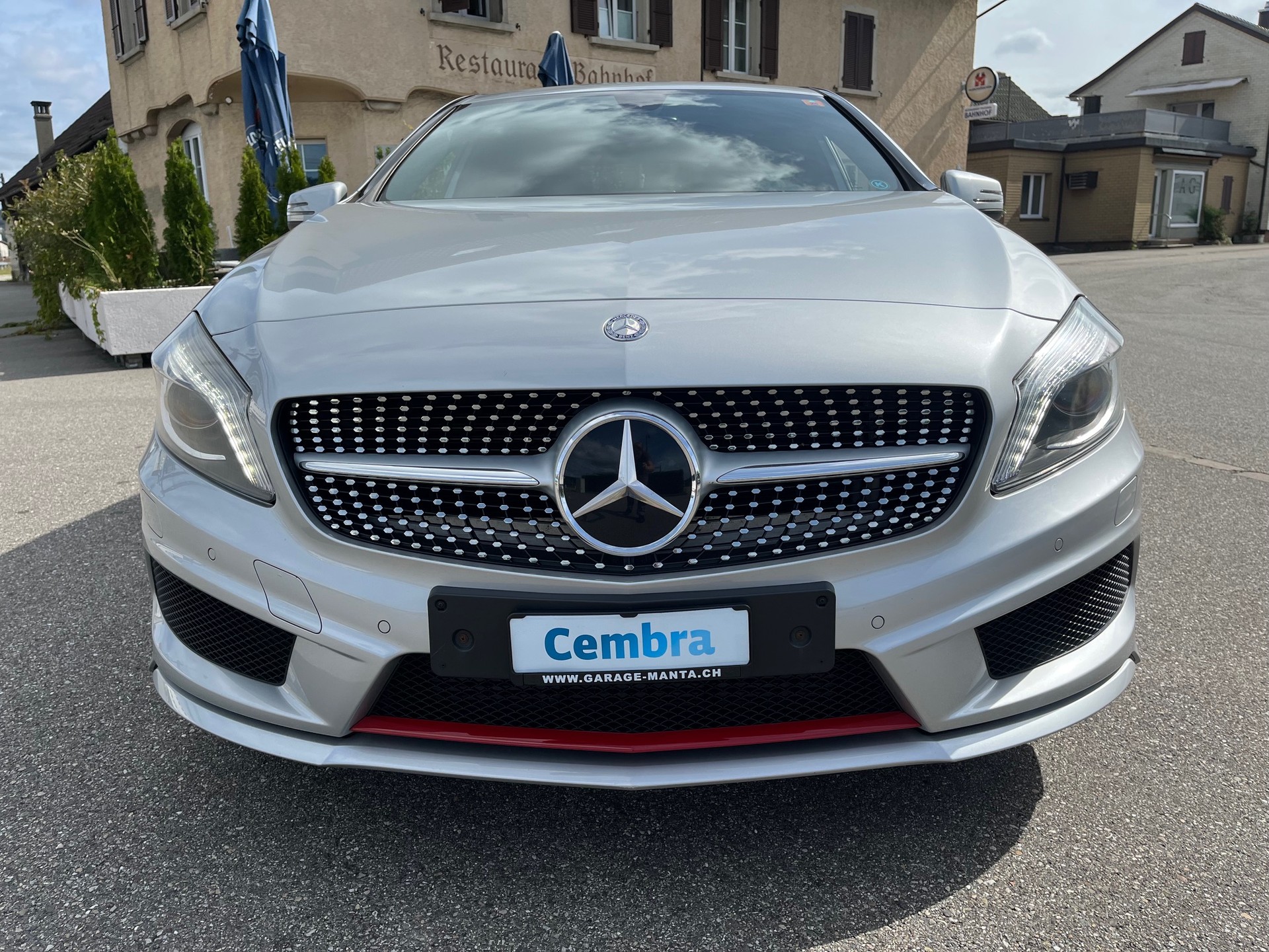 MERCEDES-BENZ A 250 AMG Sport 7G-DCT-image-4