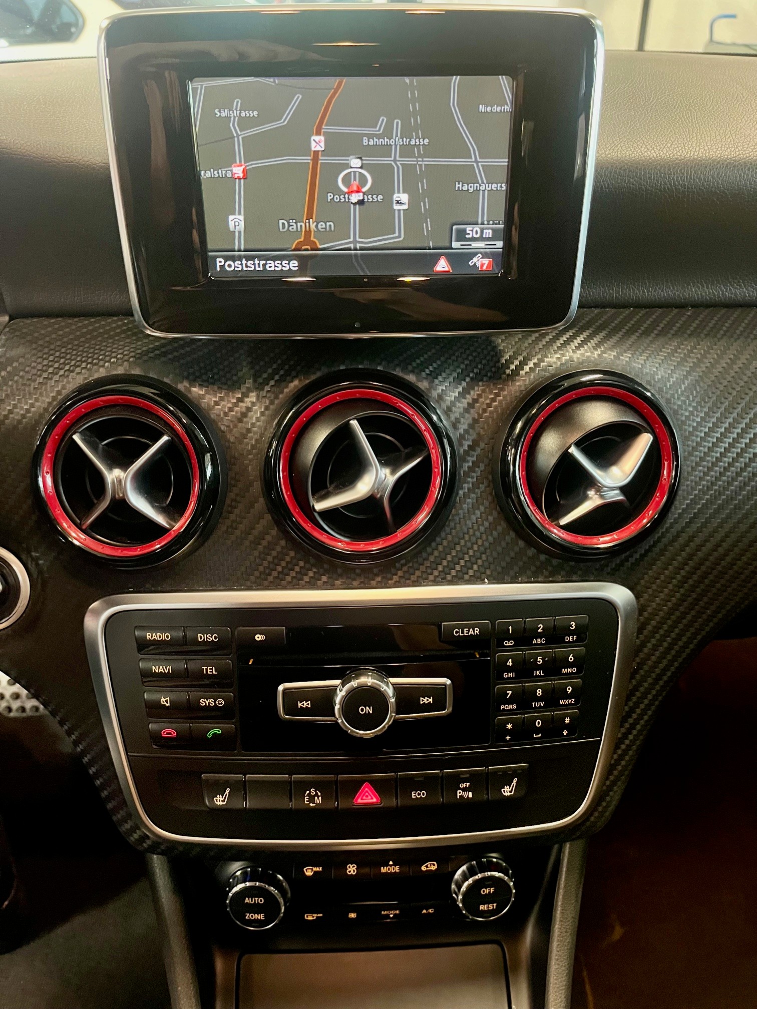 MERCEDES-BENZ A 250 AMG Sport 7G-DCT-image-8