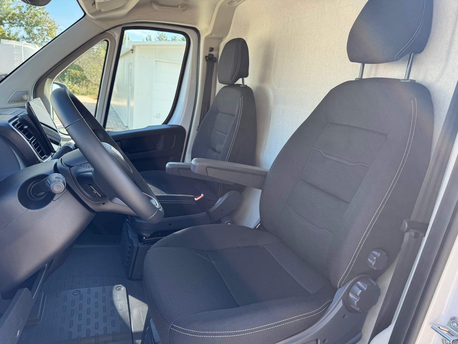 FIAT L4H3 2 Plätzer Ideal für Wohnmobil 180Ps A8-Getriebe Keyless Top Ausstattung !!-image-8
