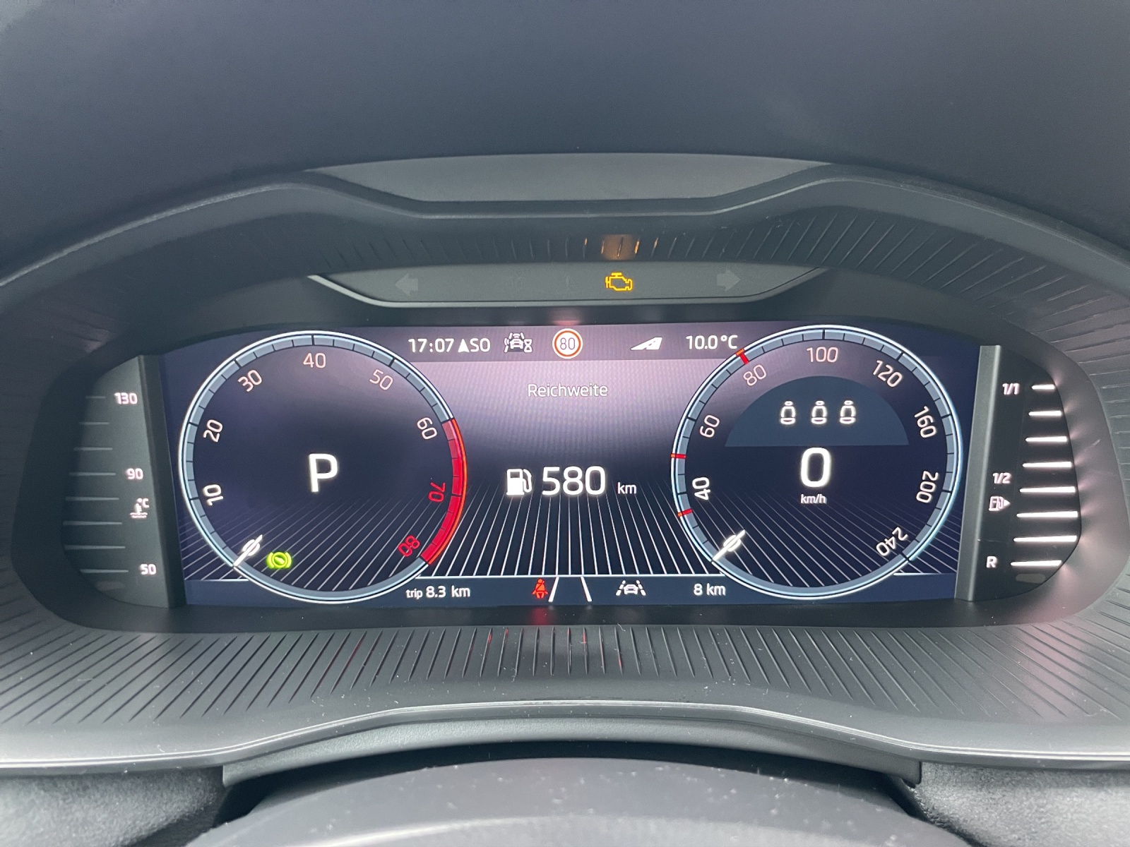 SKODA Scala 1.0 TSI Dynamic DSG-image-8