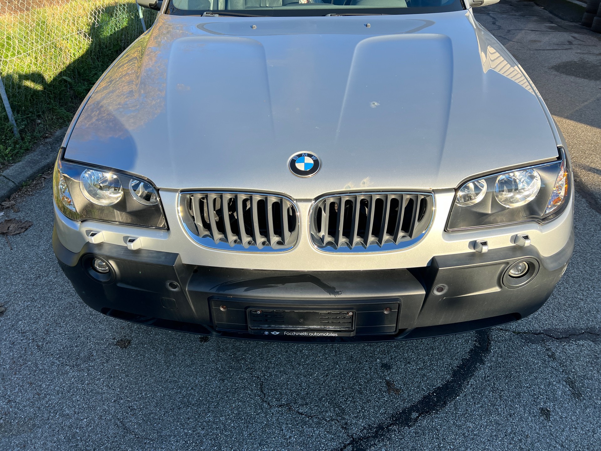 BMW X3 3.0i-image-5