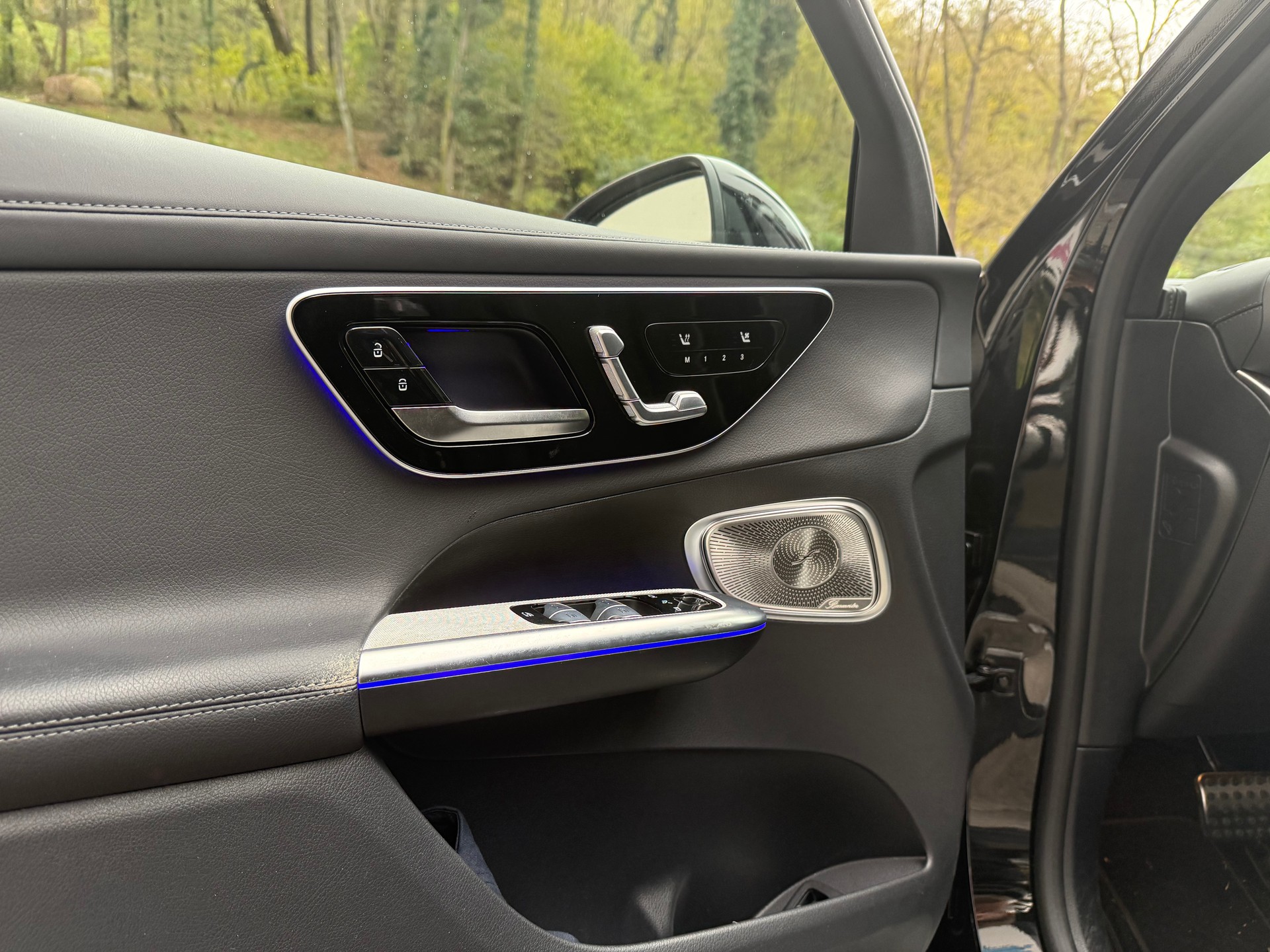 MERCEDES-BENZ GLC 300 e 4Matic 9G-Tronic-image-6