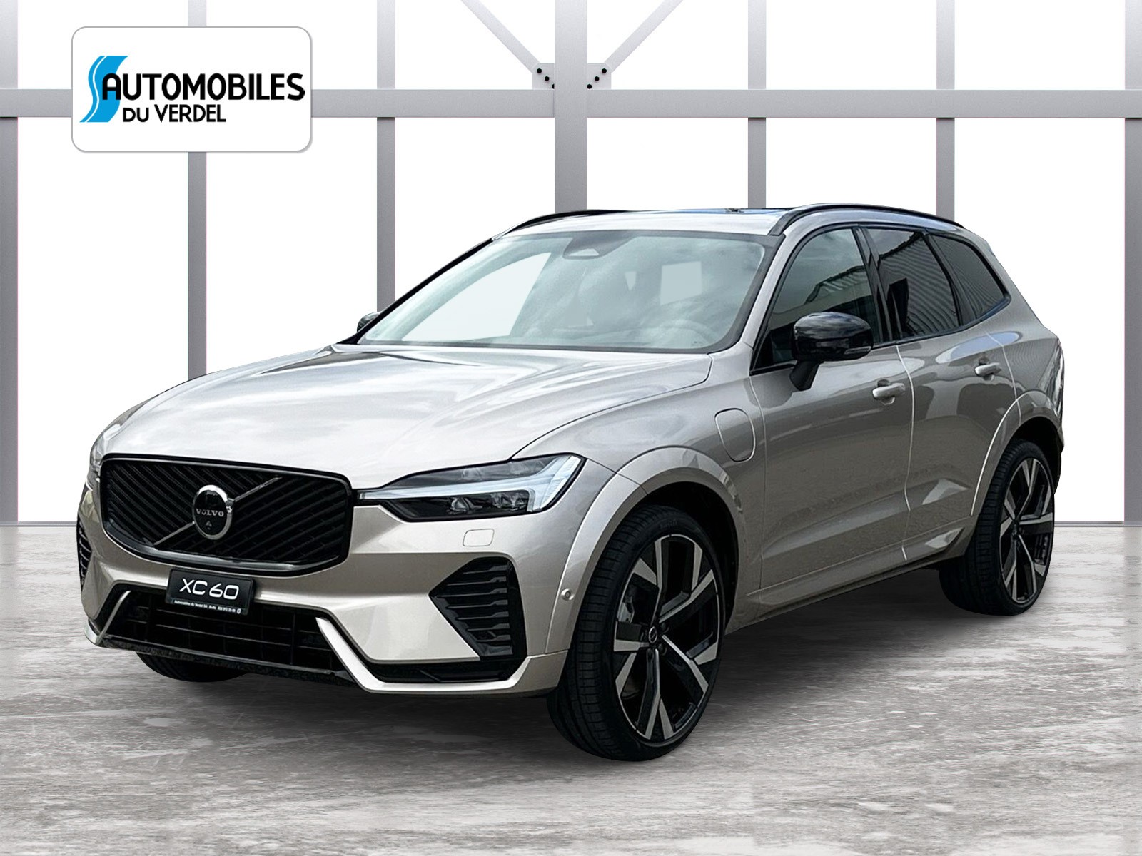 VOLVO XC60 2.0 T8 TE Ultra Dark eAWD-image-0