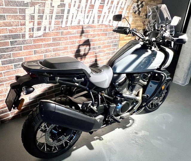 HARLEY-DAVIDSON RA Pan America 1250 Special-showroom-element-3