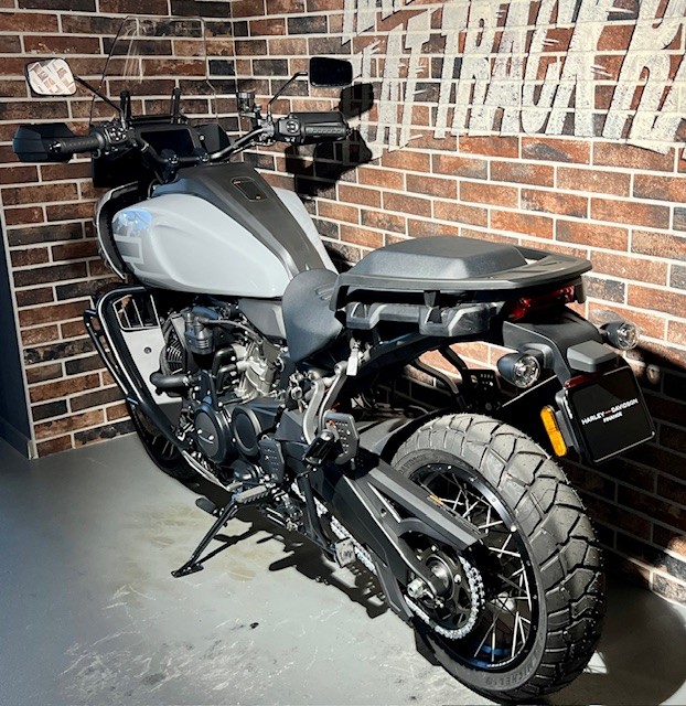 HARLEY-DAVIDSON RA Pan America 1250 Special-showroom-element-2