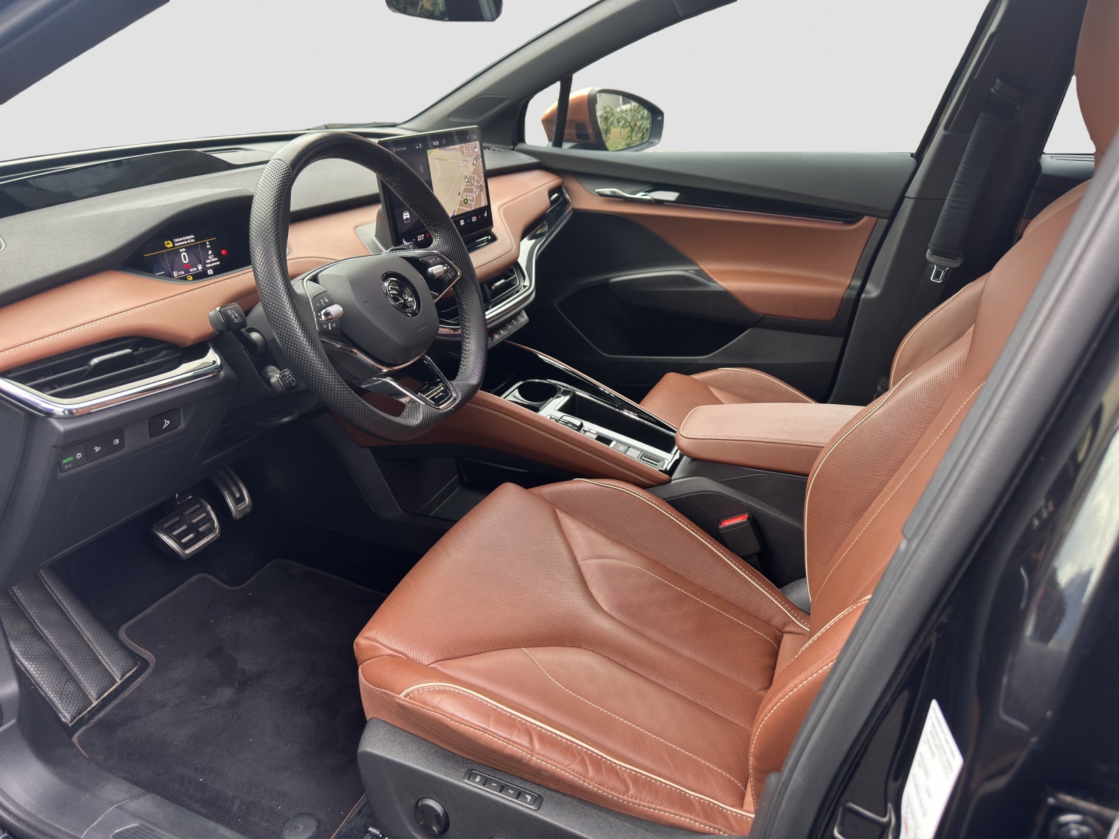 SKODA Enyaq iV 80x Founders Edition-image-7