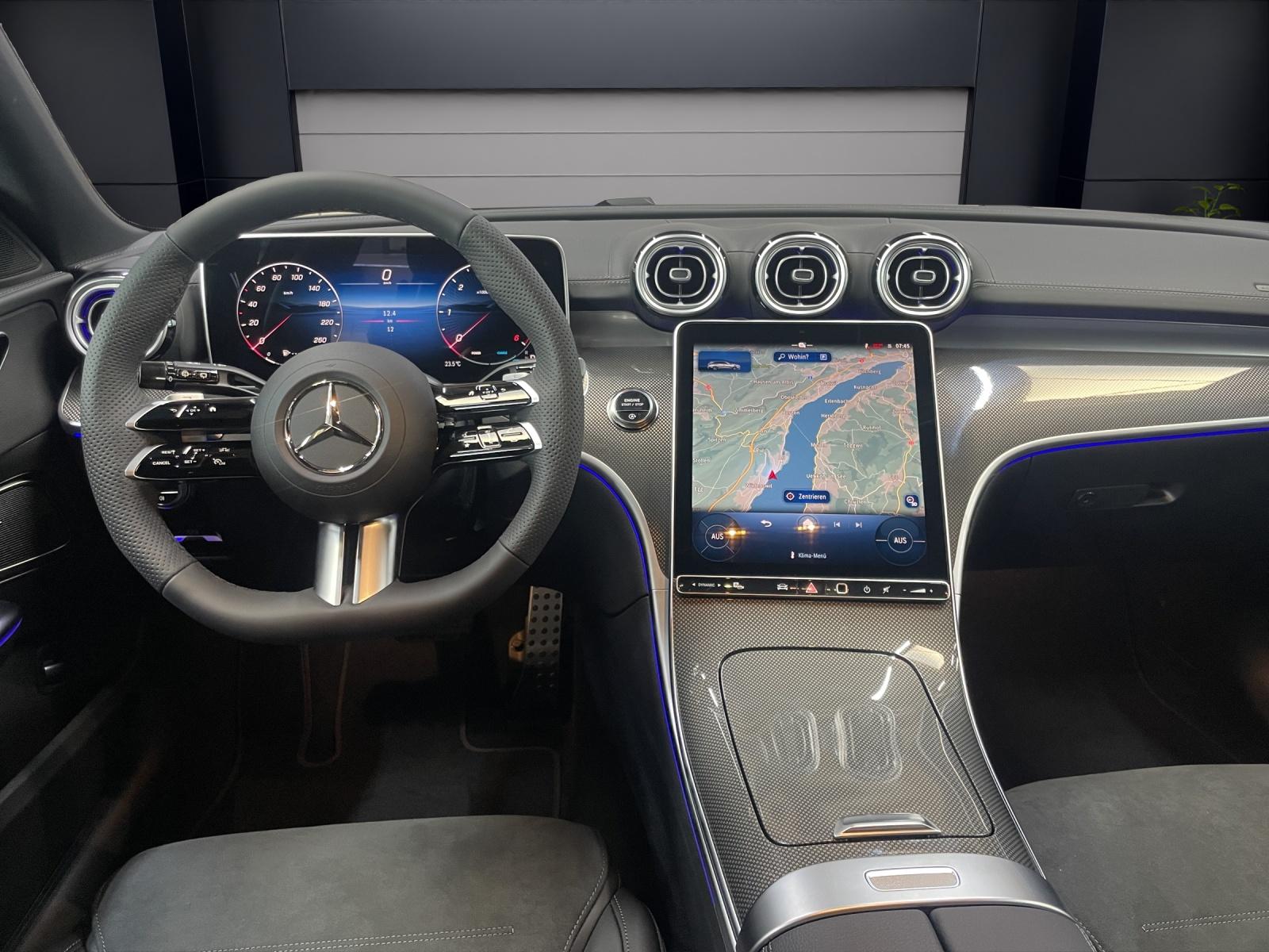 MERCEDES-BENZ C 220 d 4MATIC T-Modell Swiss Star AMG Line-image-4
