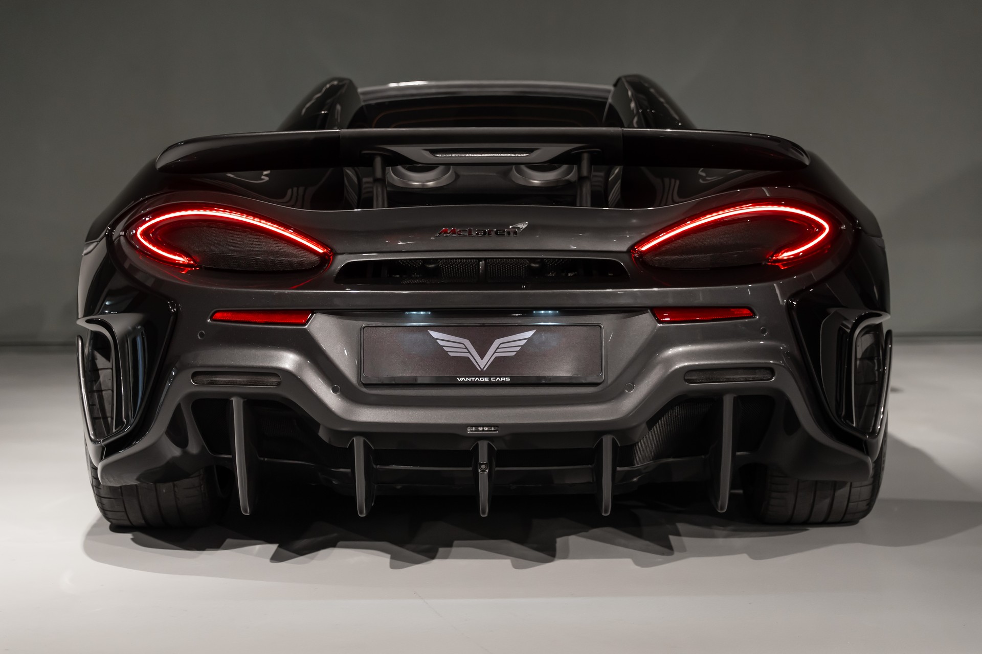 McLAREN 600LT Spider 3.8 V8 SSG-image-12