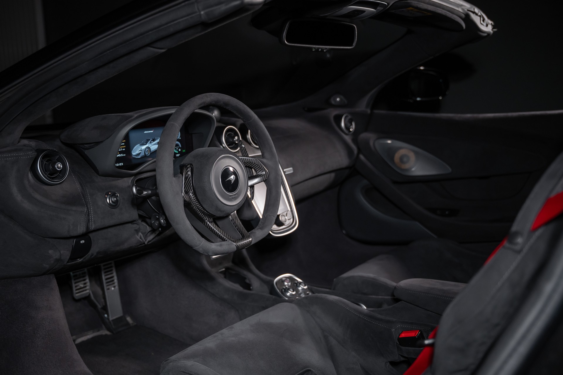 McLAREN 600LT Spider 3.8 V8 SSG-image-14
