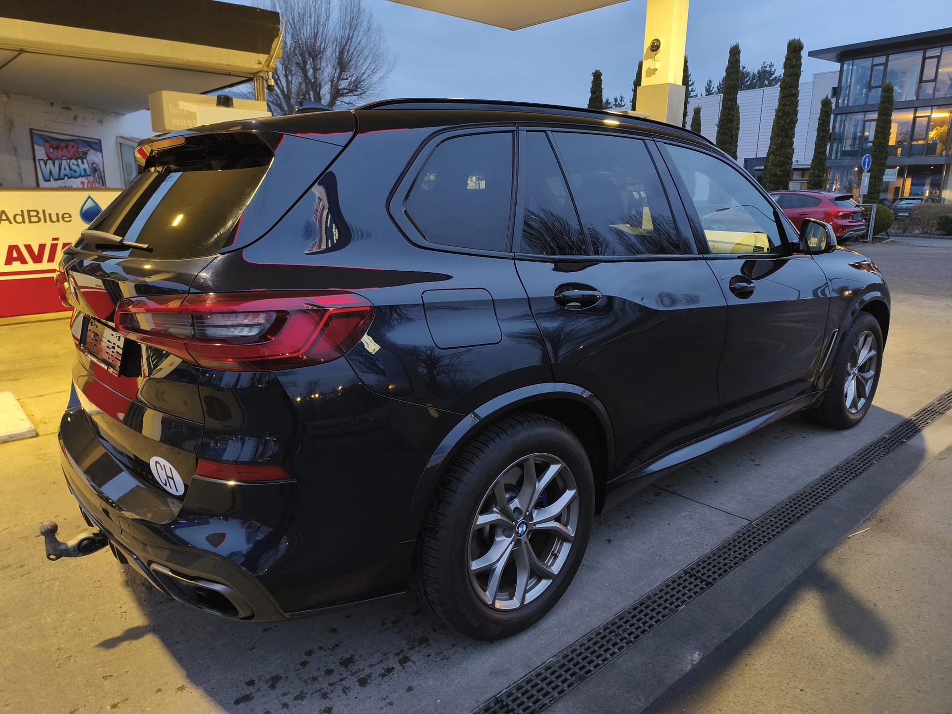 BMW X5 xDrive M50d Steptronic-showroom-element-2