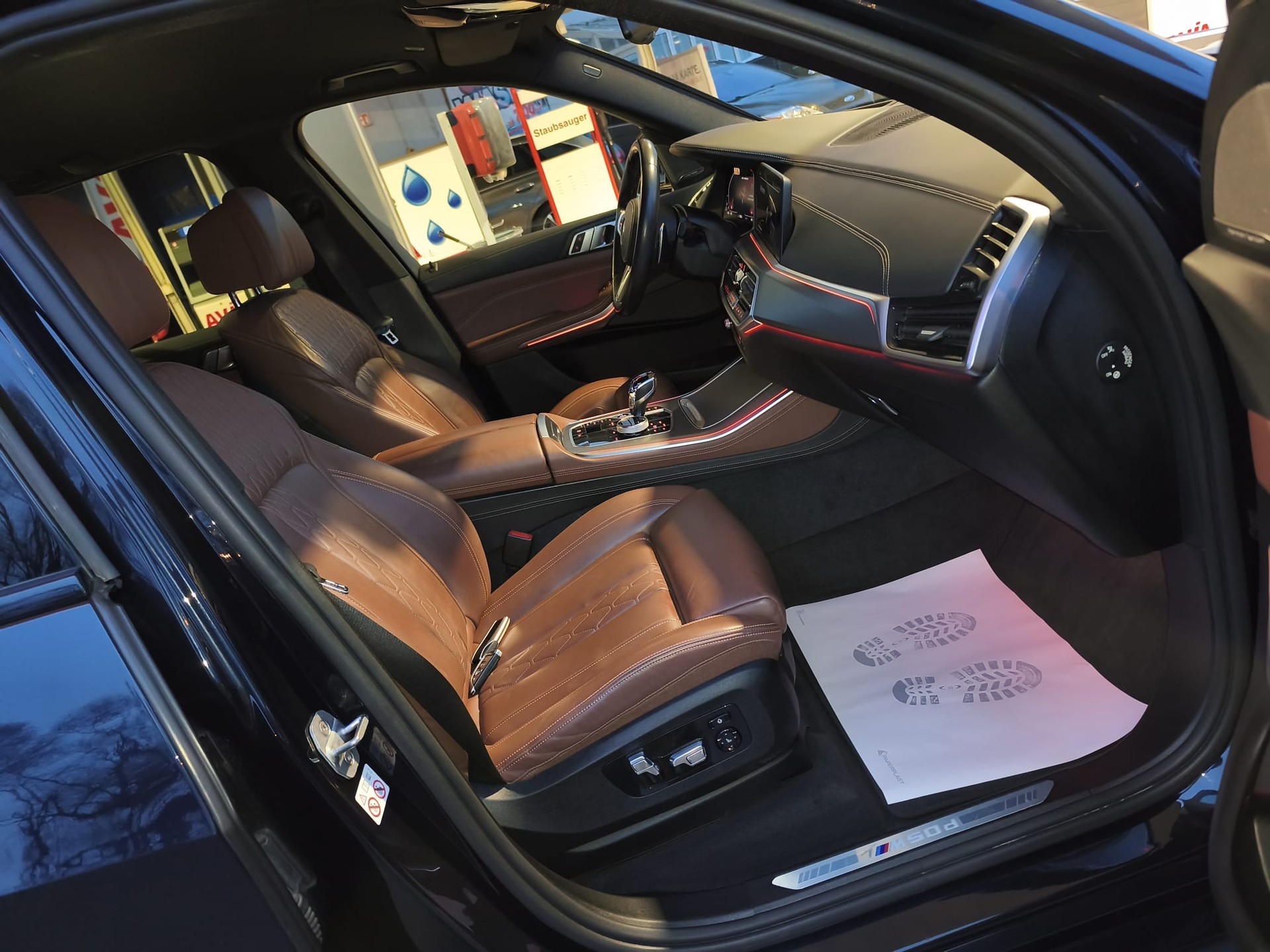 BMW X5 xDrive M50d Steptronic-image-14