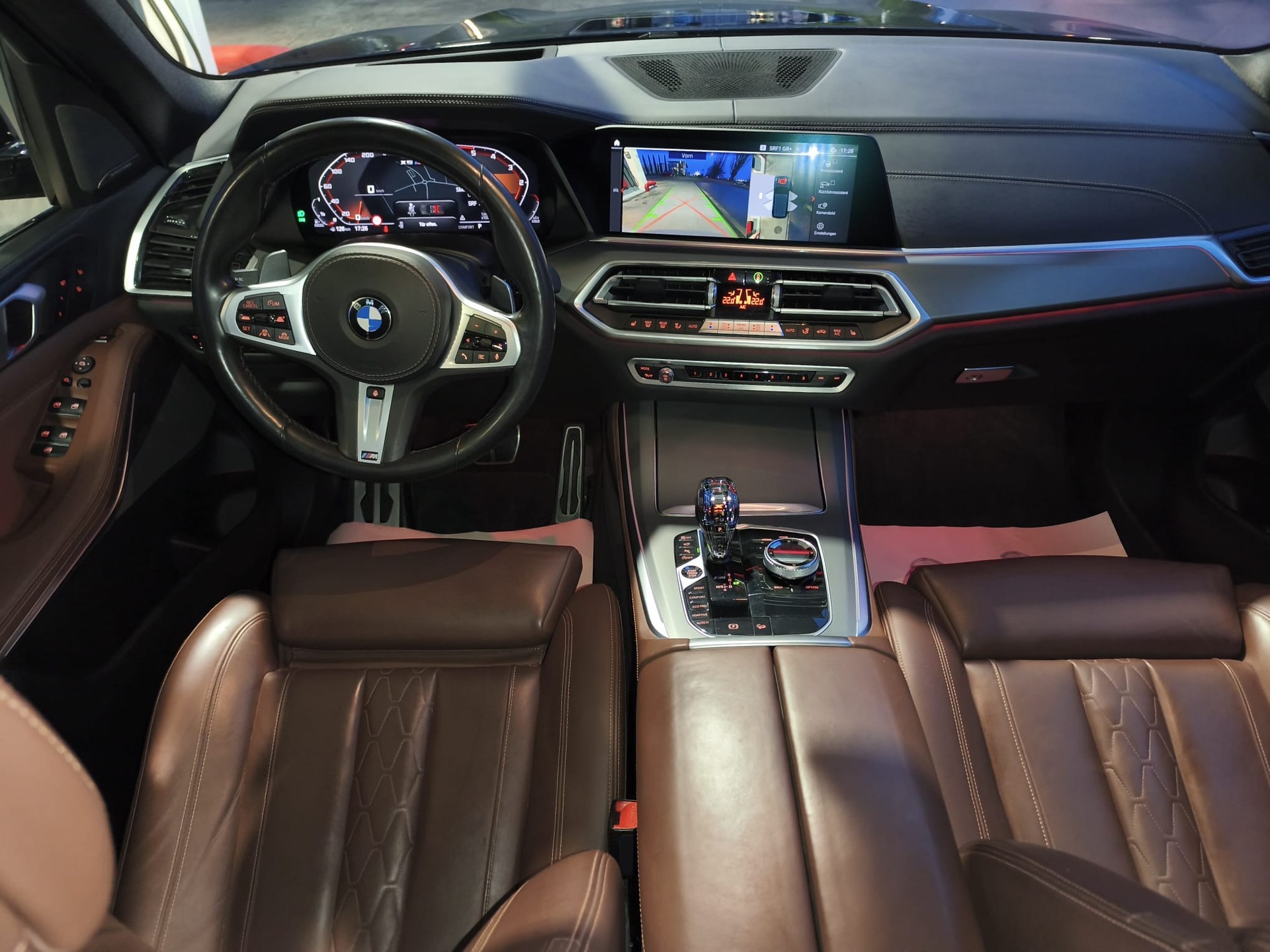 BMW X5 xDrive M50d Steptronic-image-13