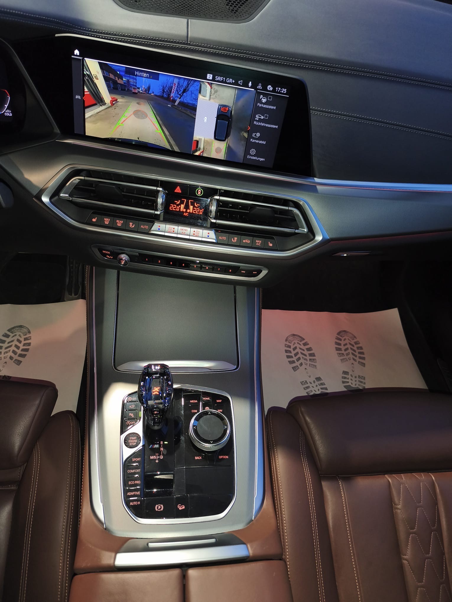 BMW X5 xDrive M50d Steptronic-image-12