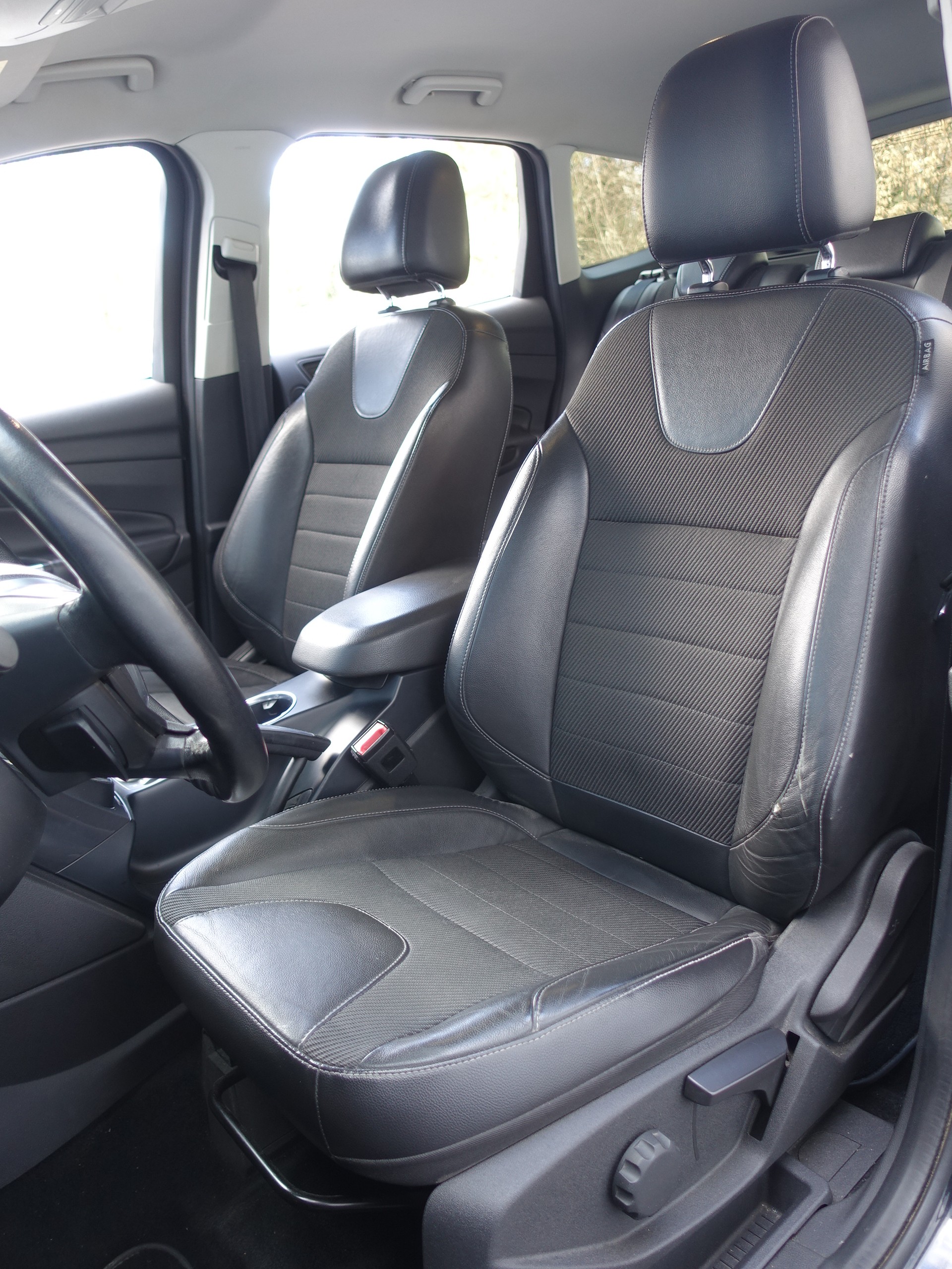 FORD Kuga 2.0 TDCi Titanium S 4WD-image-8
