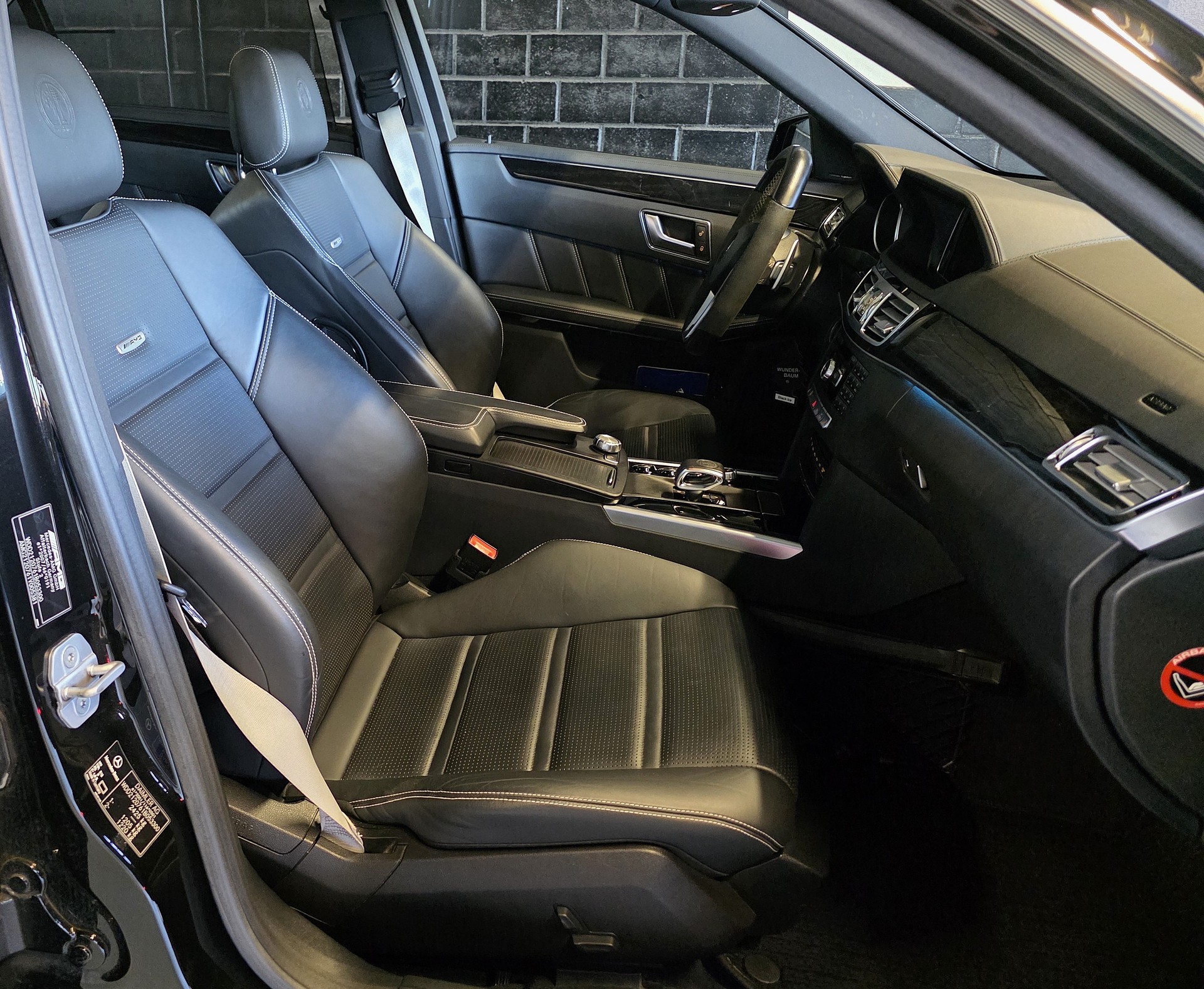 MERCEDES-BENZ E 63 V8 S AMG 4matic-image-5