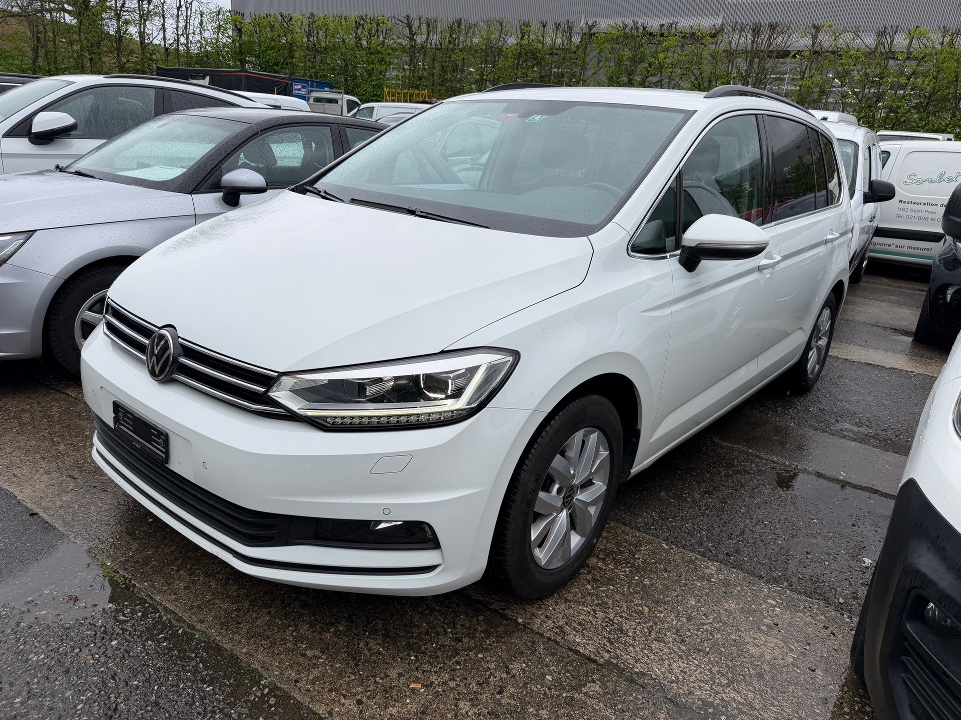 VW Touran 2.0 TDI BlueMotion Technology Comfortline DSG-image-0