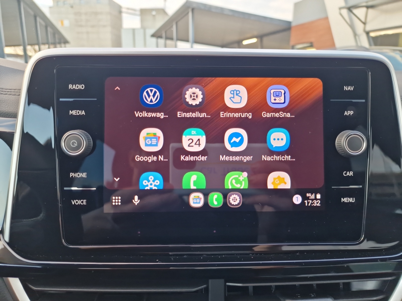 VW T-Roc 1.5 TSI EVO R-Line DSG AHK-image-15