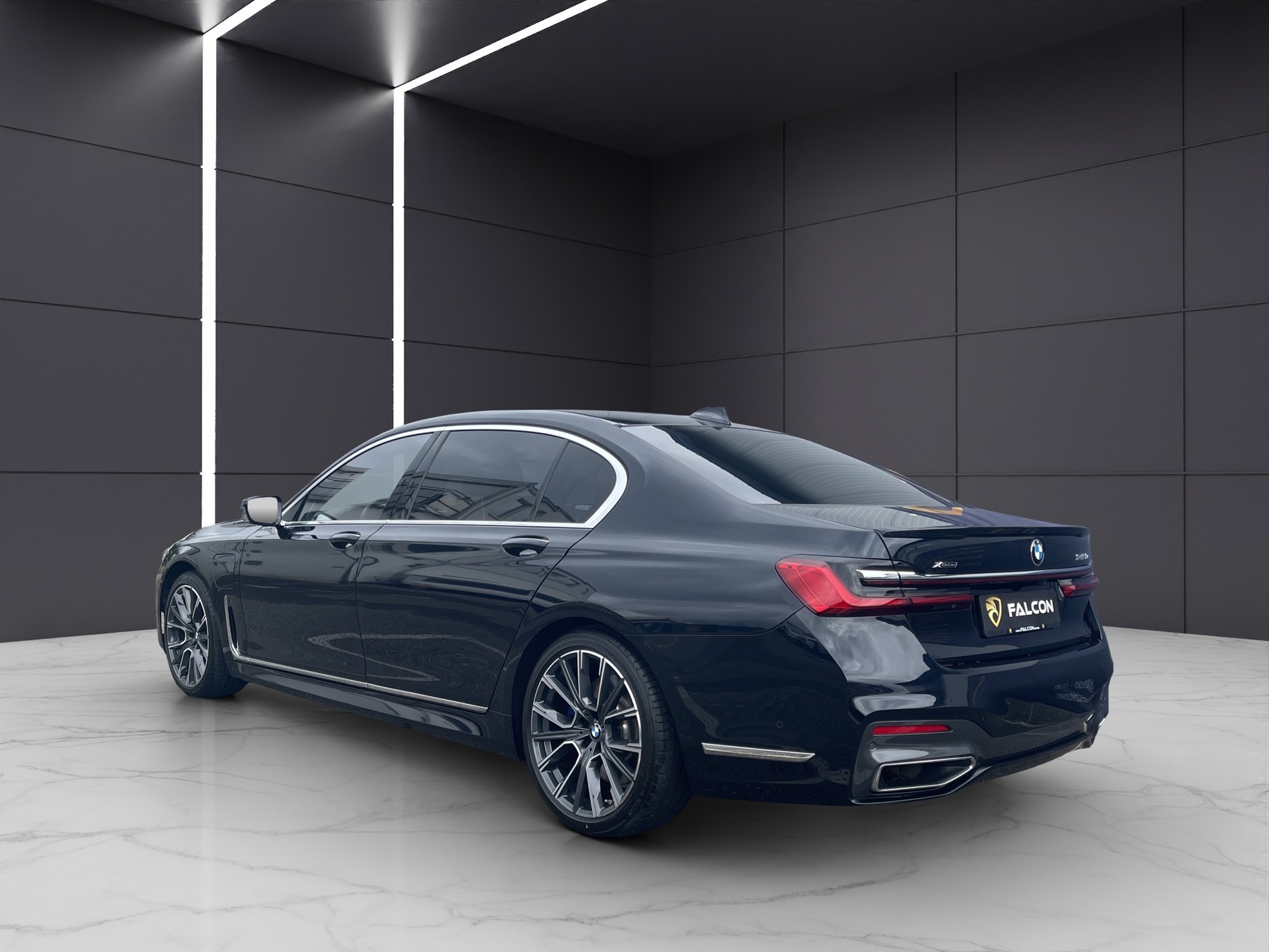 BMW 745Le xDrive M Sport Steptronic-showroom-element-3