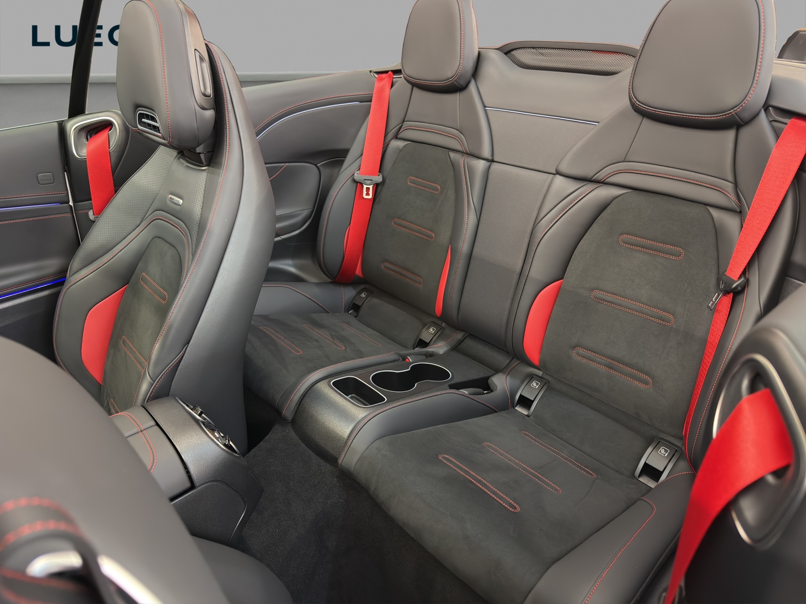 MERCEDES-BENZ CLE 53 4M+ Cabrio - AMG / DISTRONIC / 360 Grad Kamera / Soundsystem-image-13