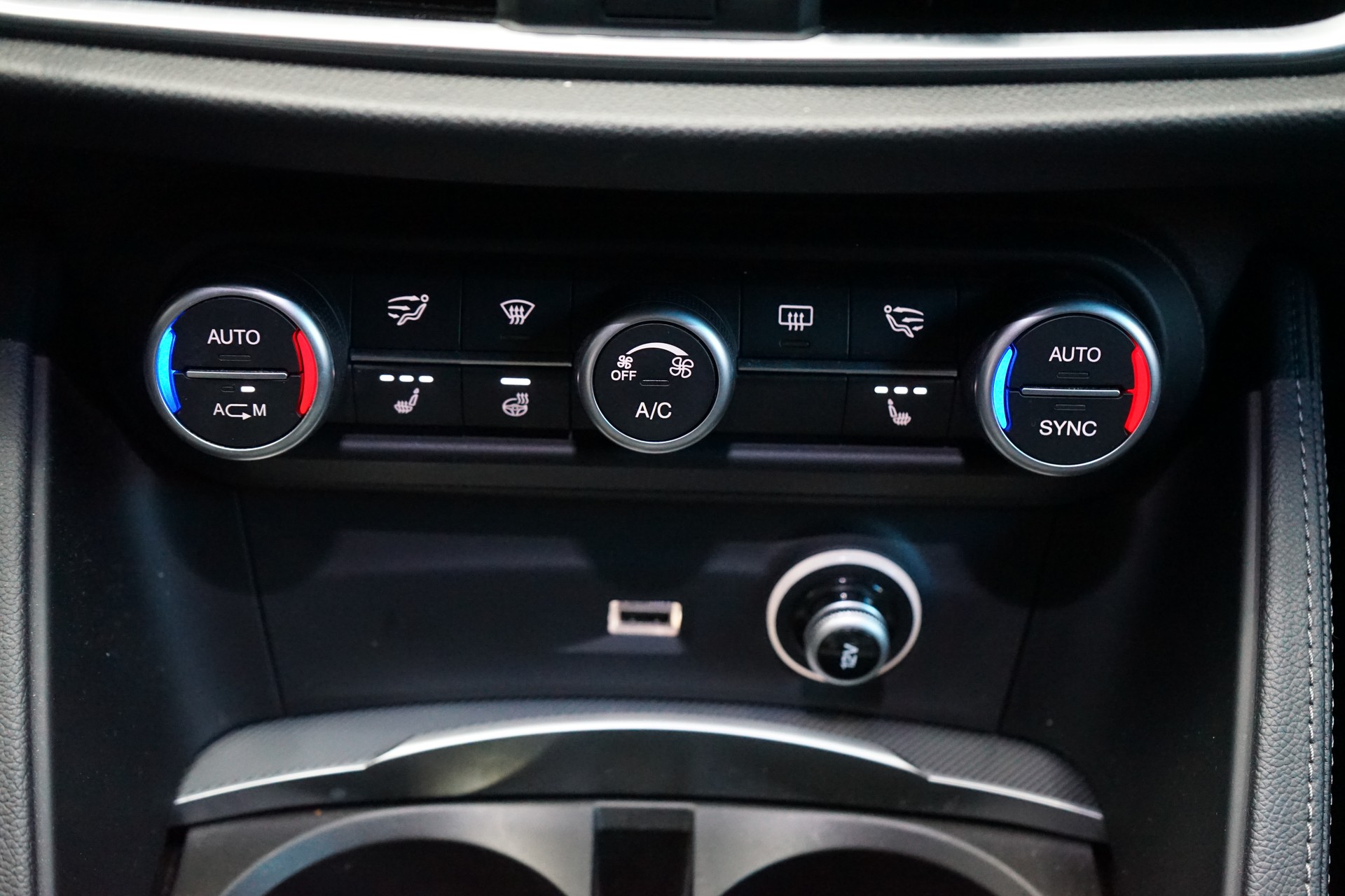 ALFA ROMEO Stelvio 2.2 JTDM Automatic Q4-image-12