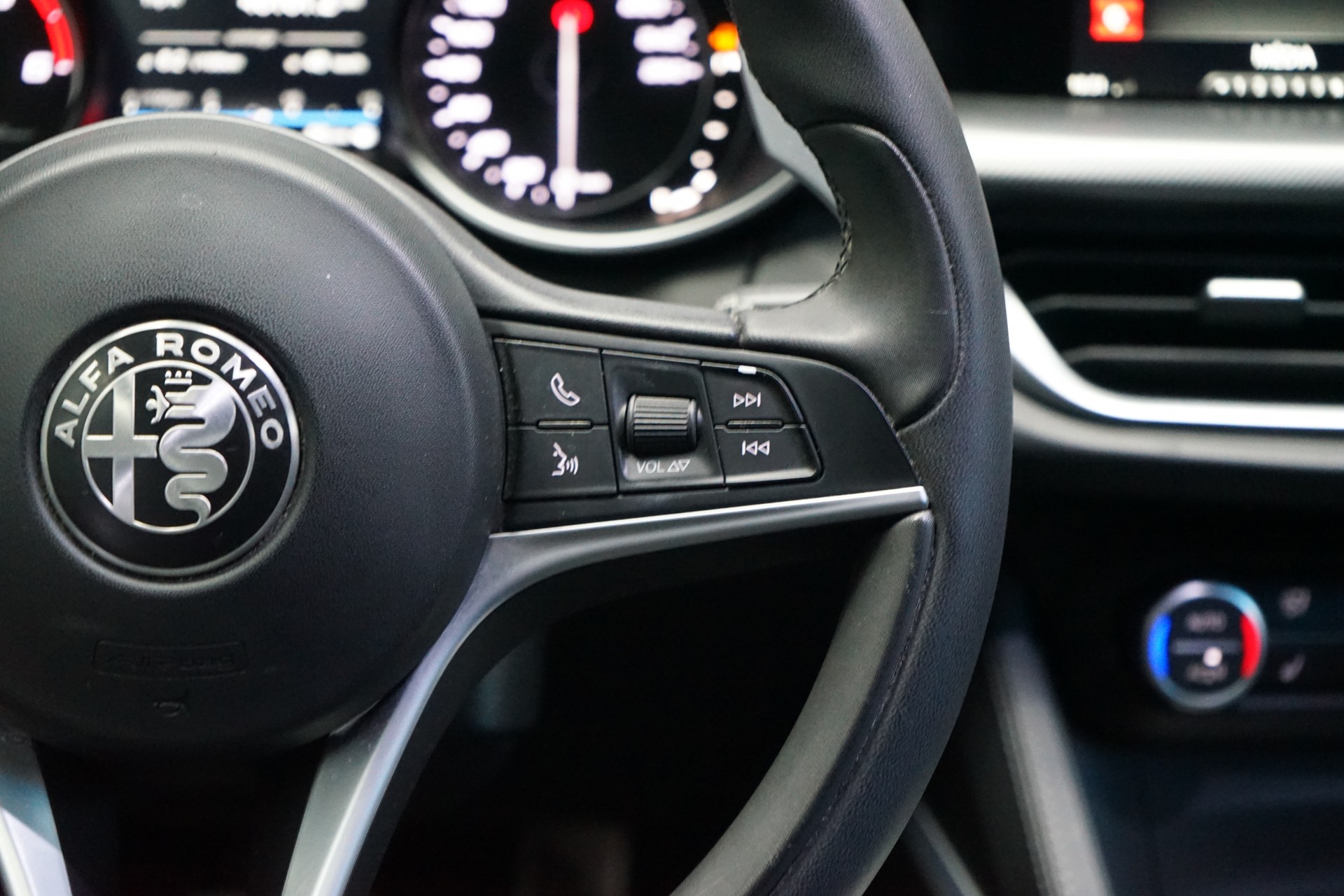 ALFA ROMEO Stelvio 2.2 JTDM Automatic Q4-image-10