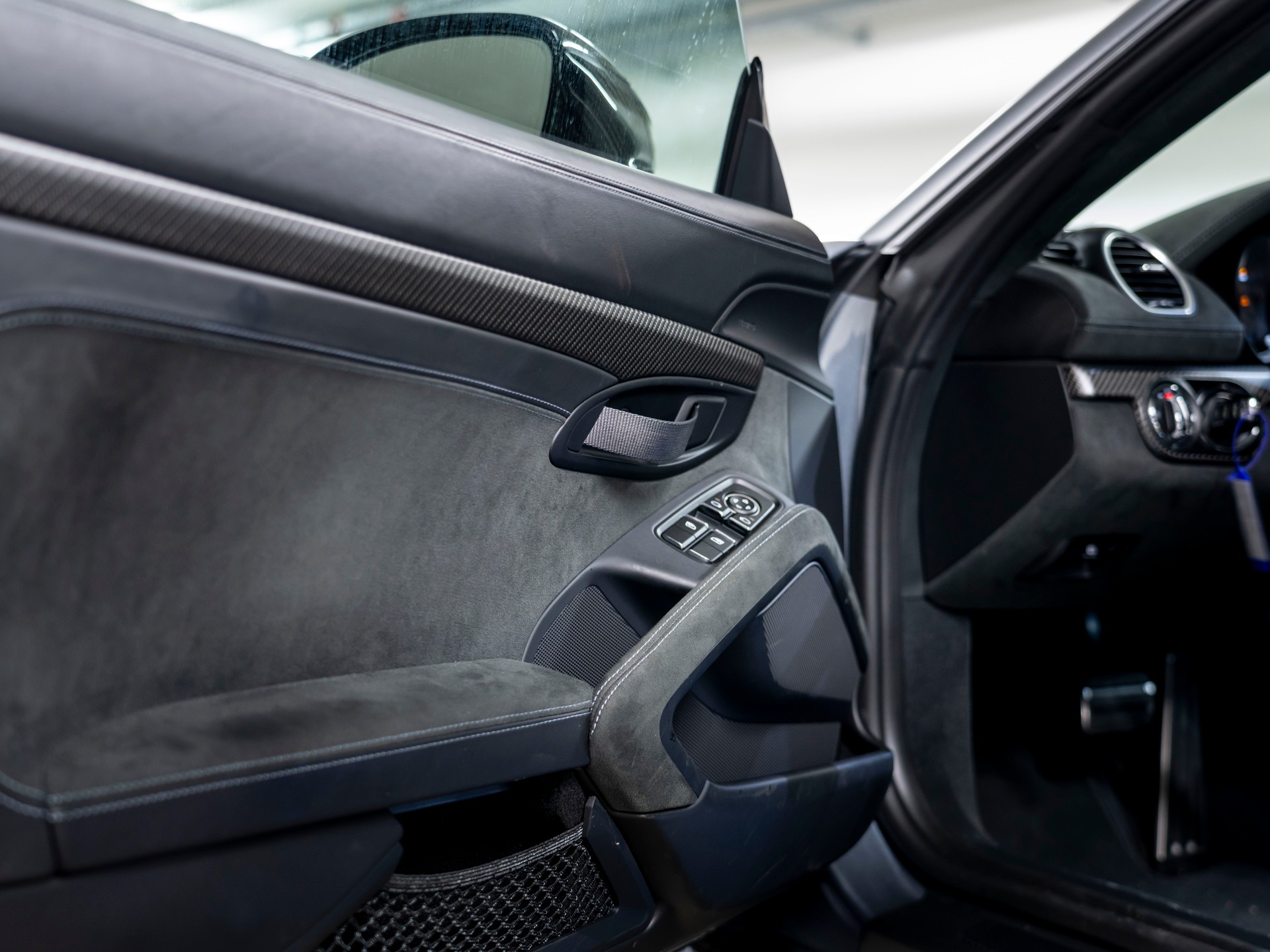 PORSCHE 718 Boxster Spyder RS PDK-image-22