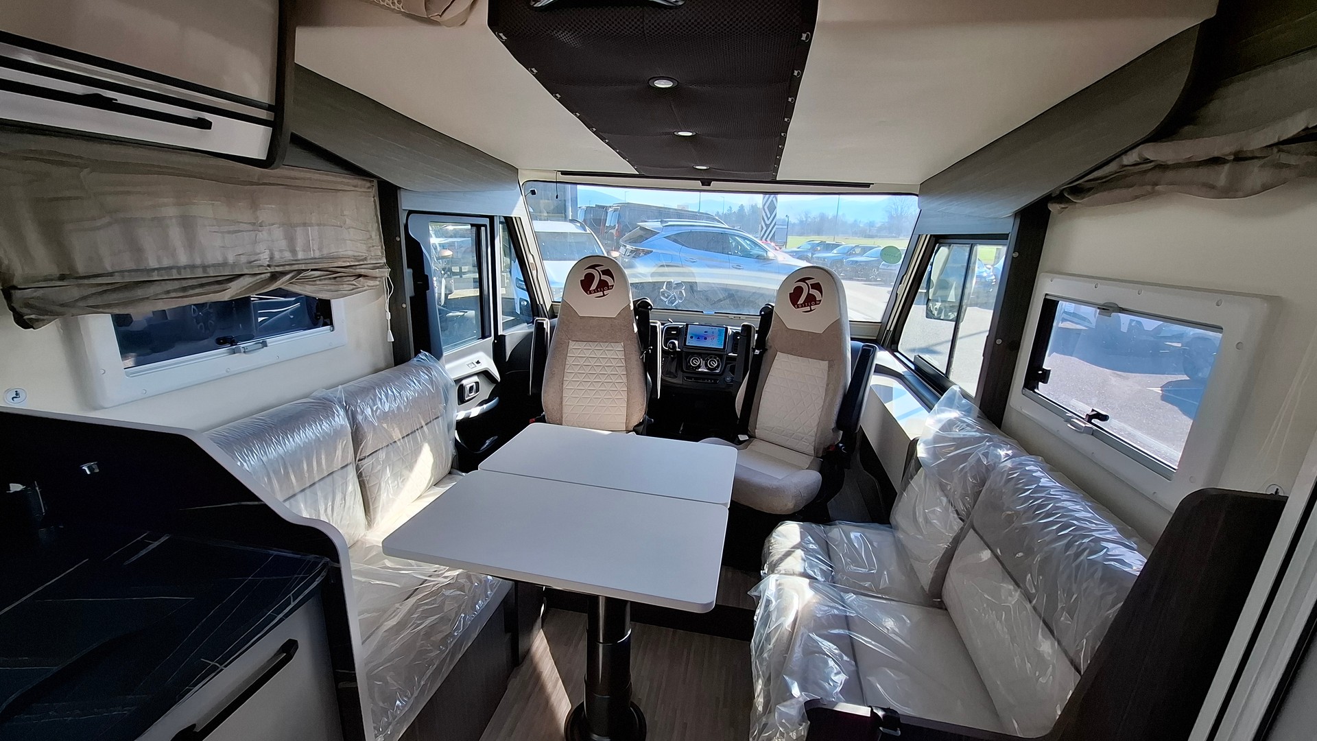 MCLOUIS Nevis 881 25 Edition-image-5
