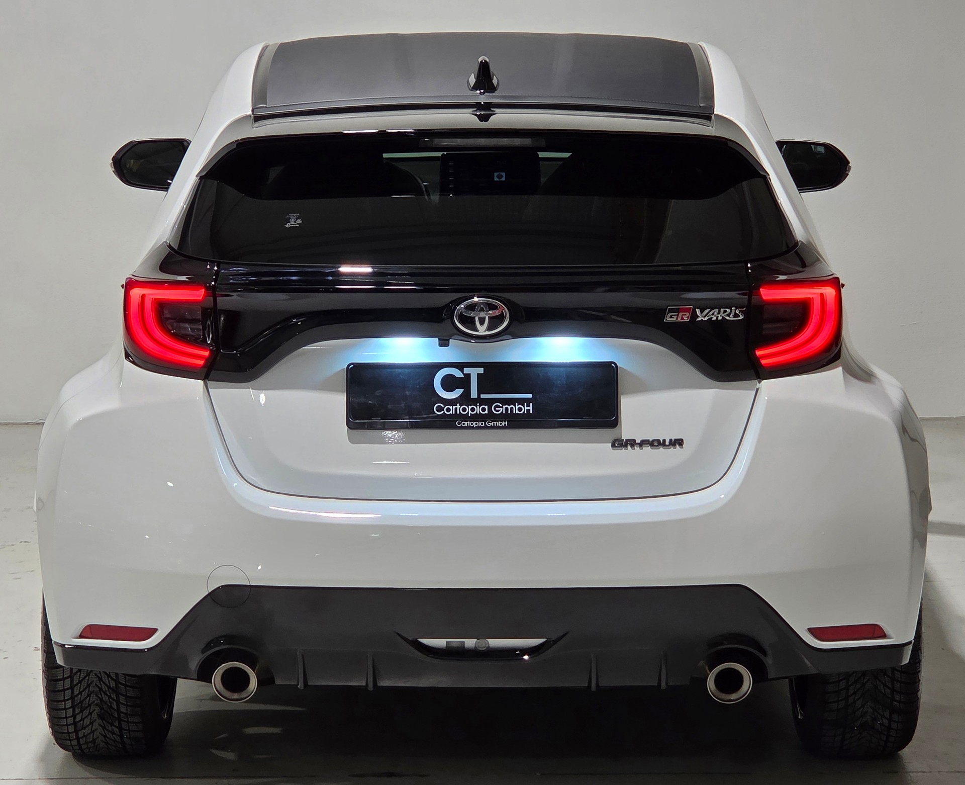 TOYOTA Yaris 1.6 GR Sport Circuit Paket-image-4