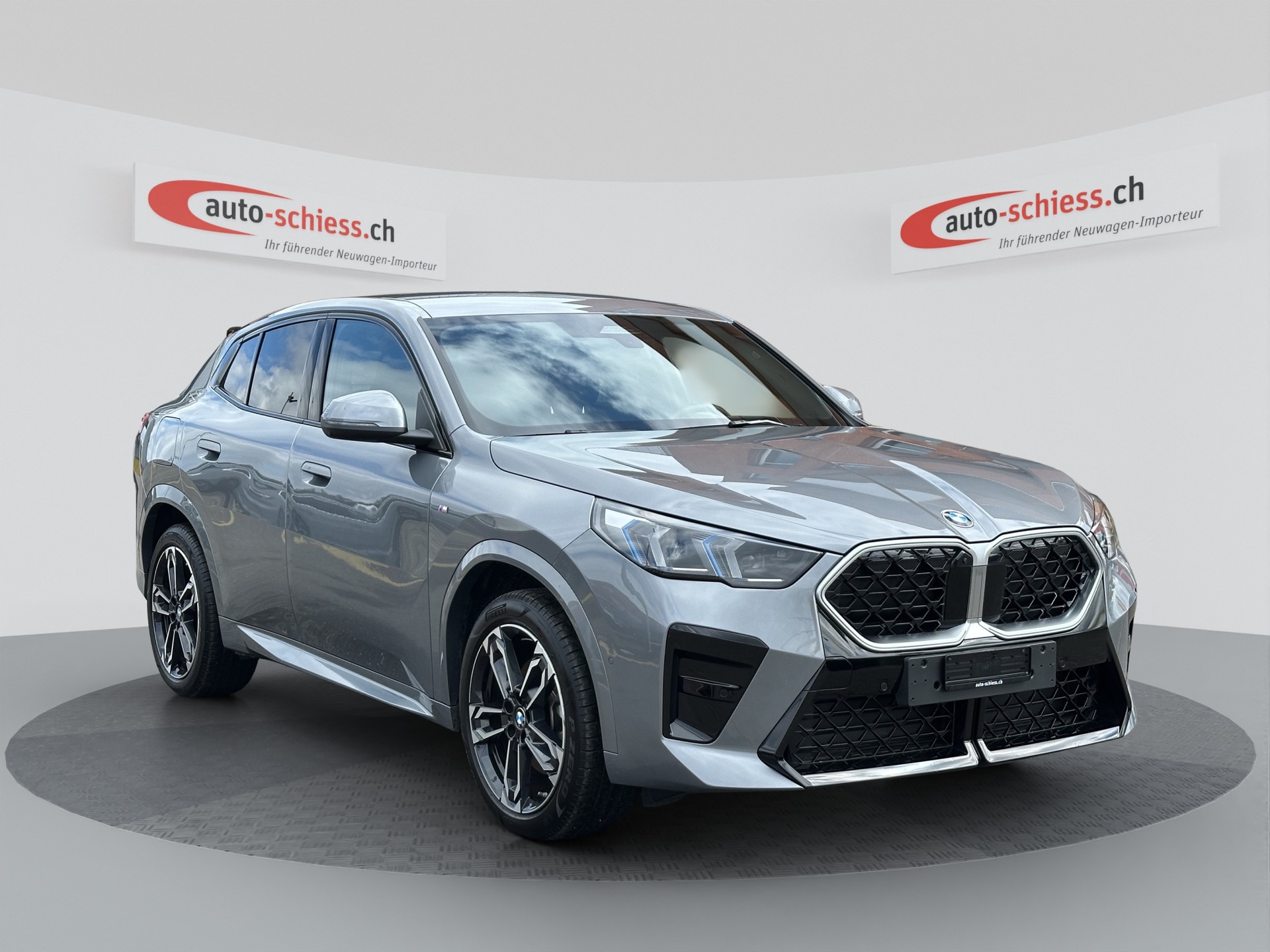 BMW X2 sDrive 20i M Sport Iconic Glow-image-0