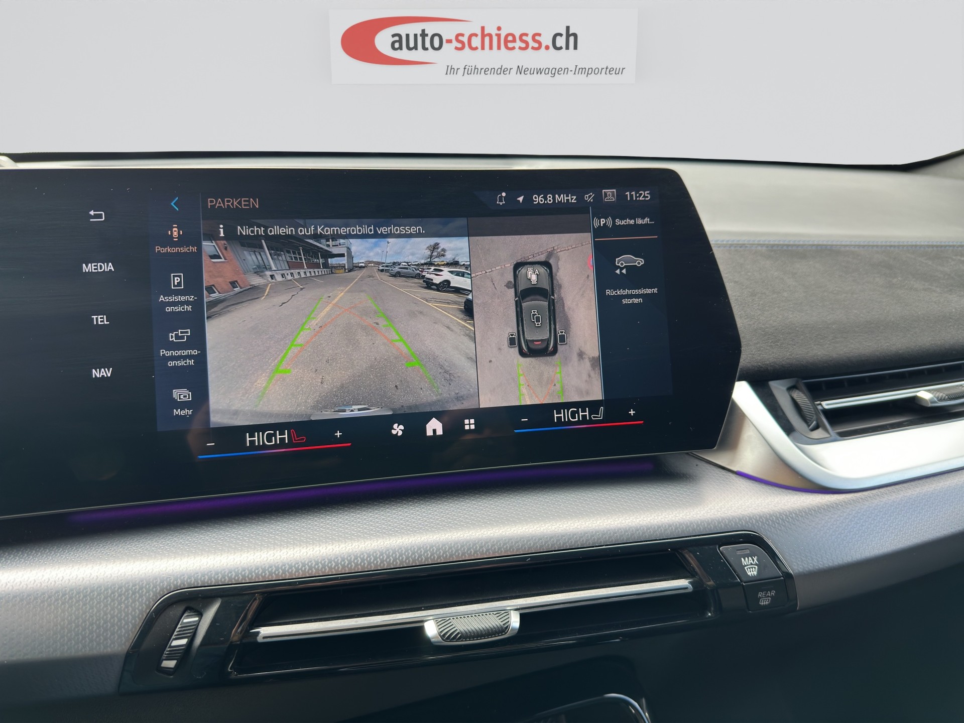 BMW X2 sDrive 20i M Sport Iconic Glow-image-13