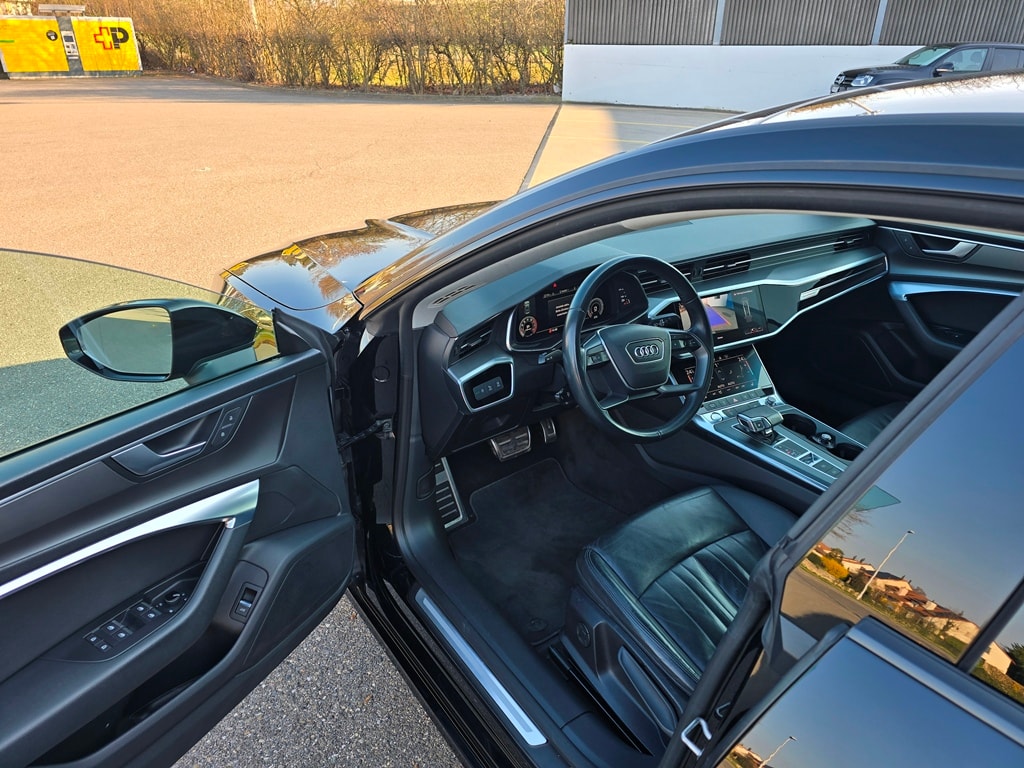 AUDI A7 Sportback 55 TFSI quattro S-tronic-image-12