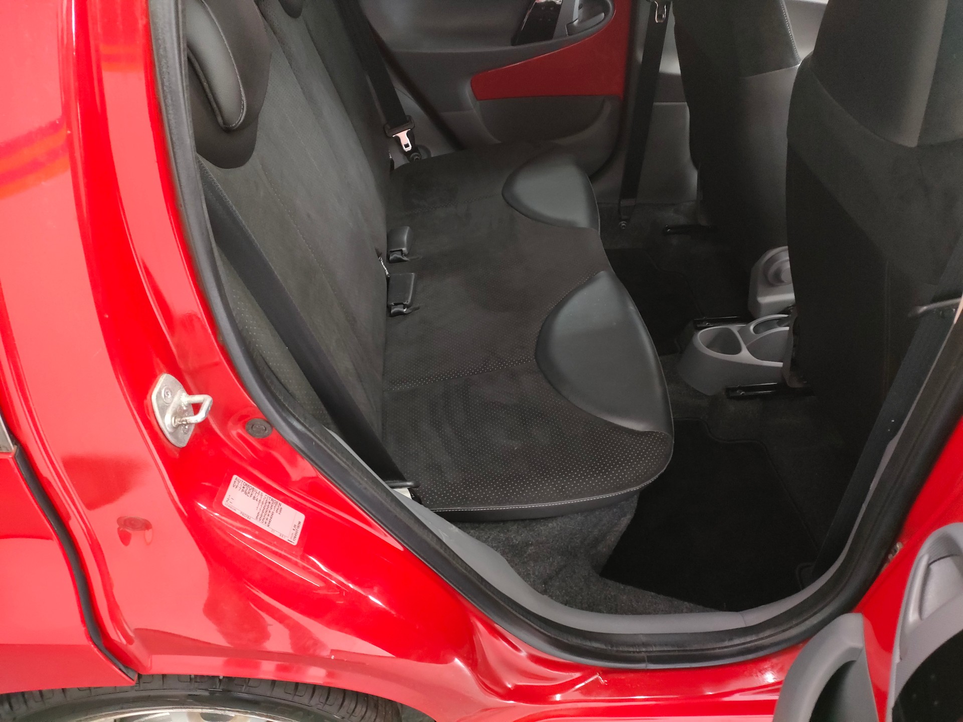 CITROEN C1 1.0i Séduction-image-13