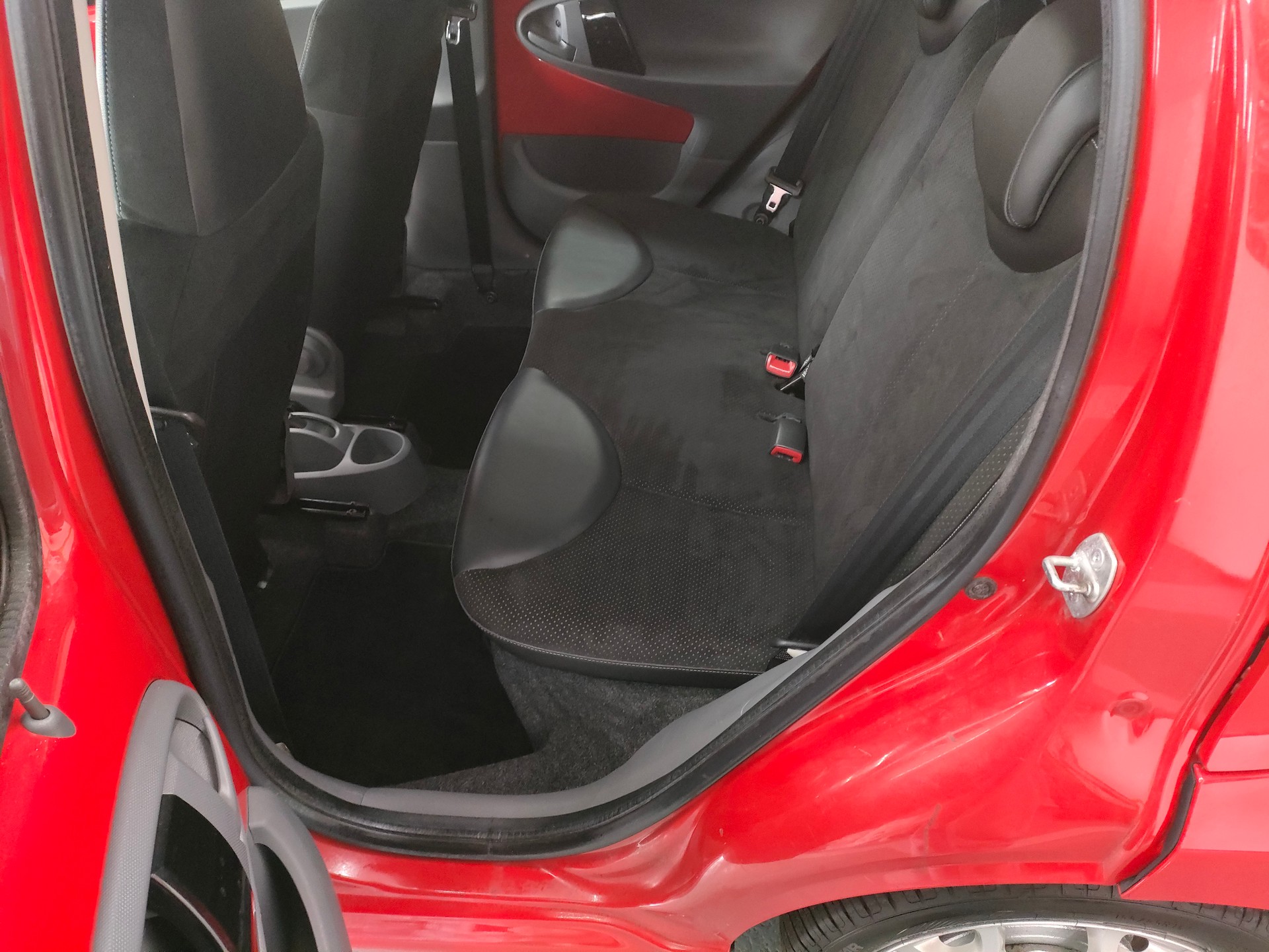 CITROEN C1 1.0i Séduction-image-12
