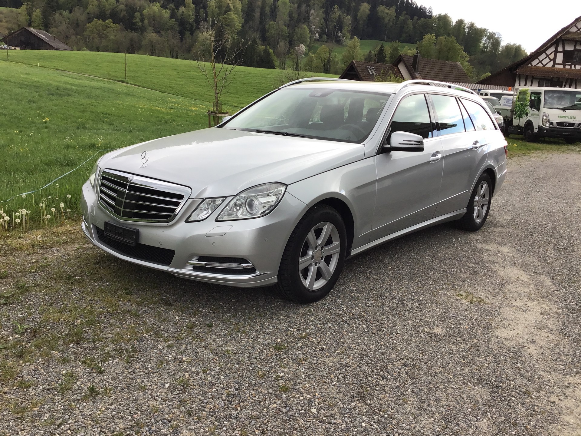 MERCEDES-BENZ E 350 CGI BlueEfficiency Elégance 7G-Tronic-showroom-element-1
