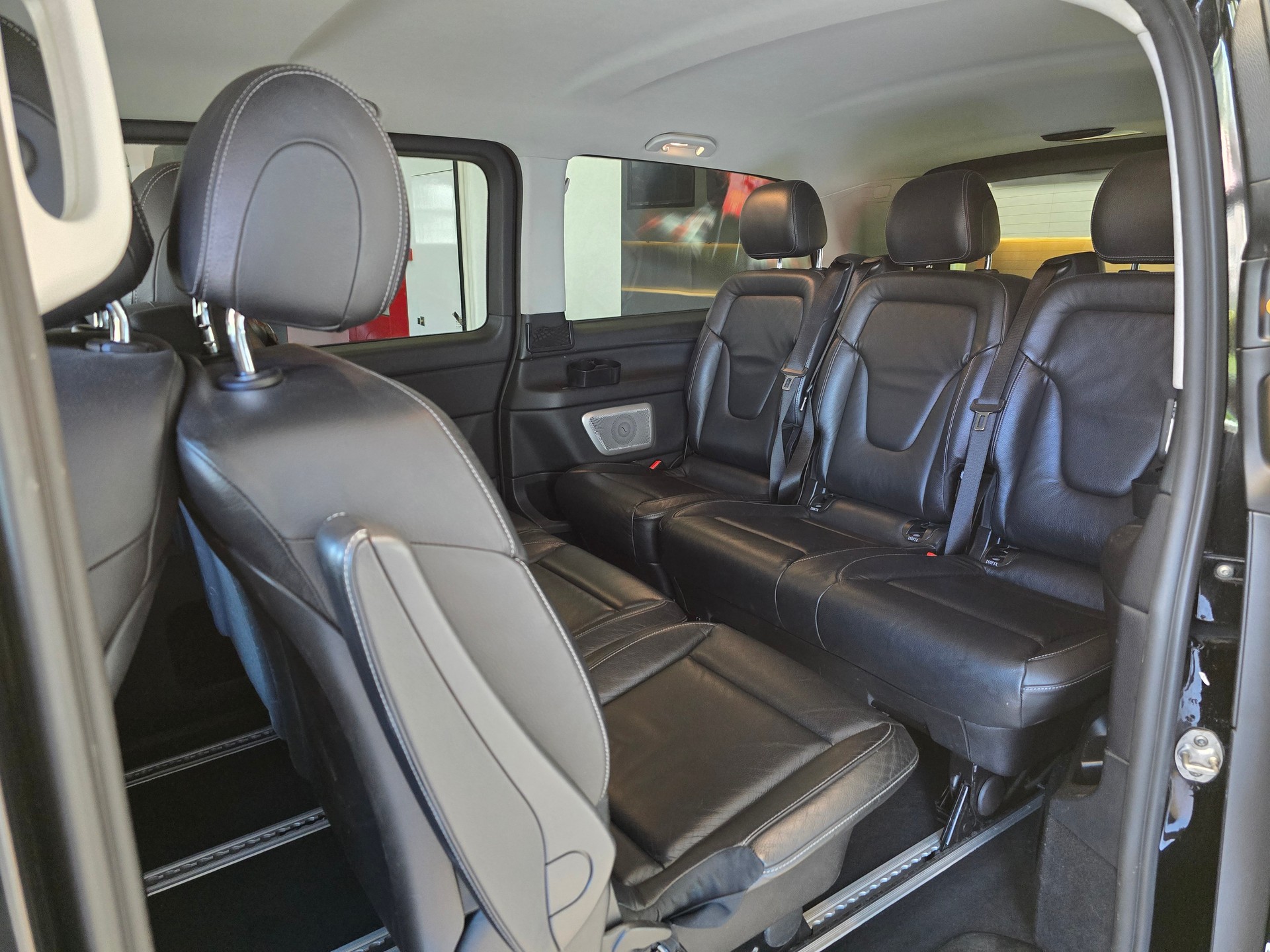 MERCEDES-BENZ V 250 d Swiss Edition kompakt 4Matic 7G-Tronic-image-12
