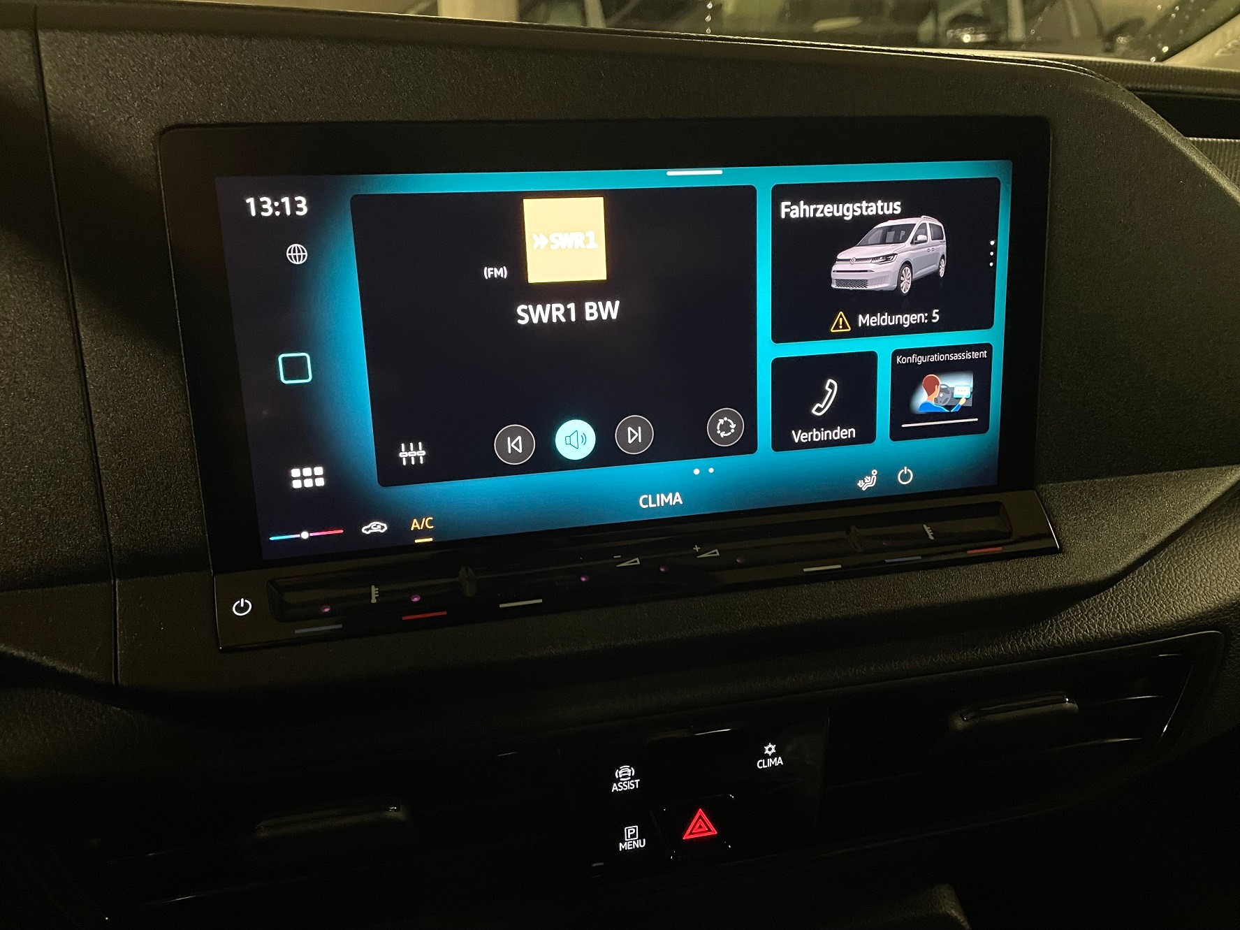 VW Caddy Cargo 2.0TDI Entry-image-12
