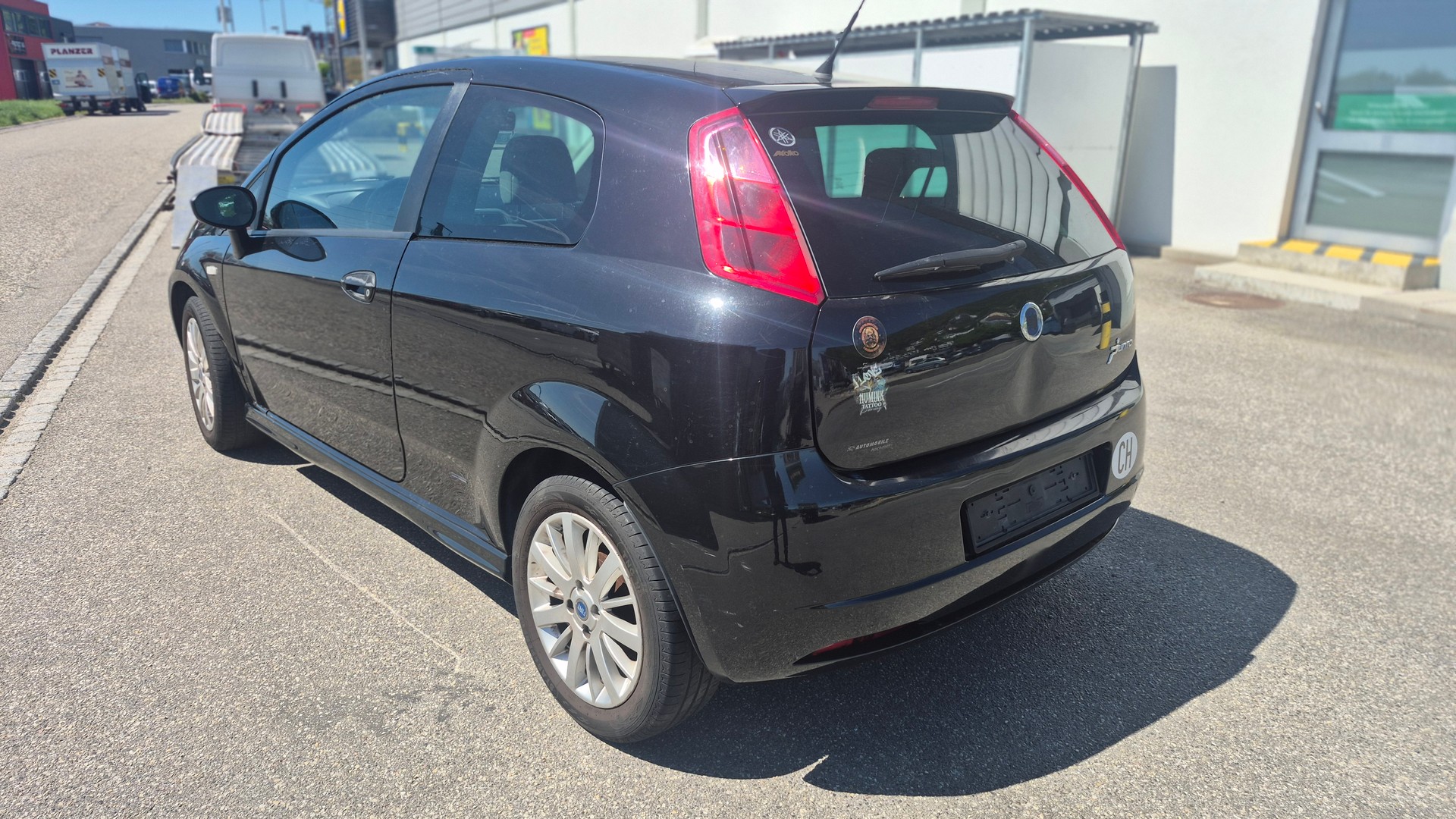 FIAT Punto 1.4 16V Freestyle-image-7