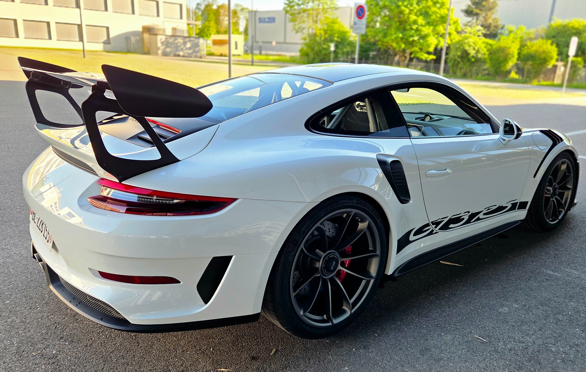 PORSCHE 911 GT3 RS/Weissach ohne OPF-image-5