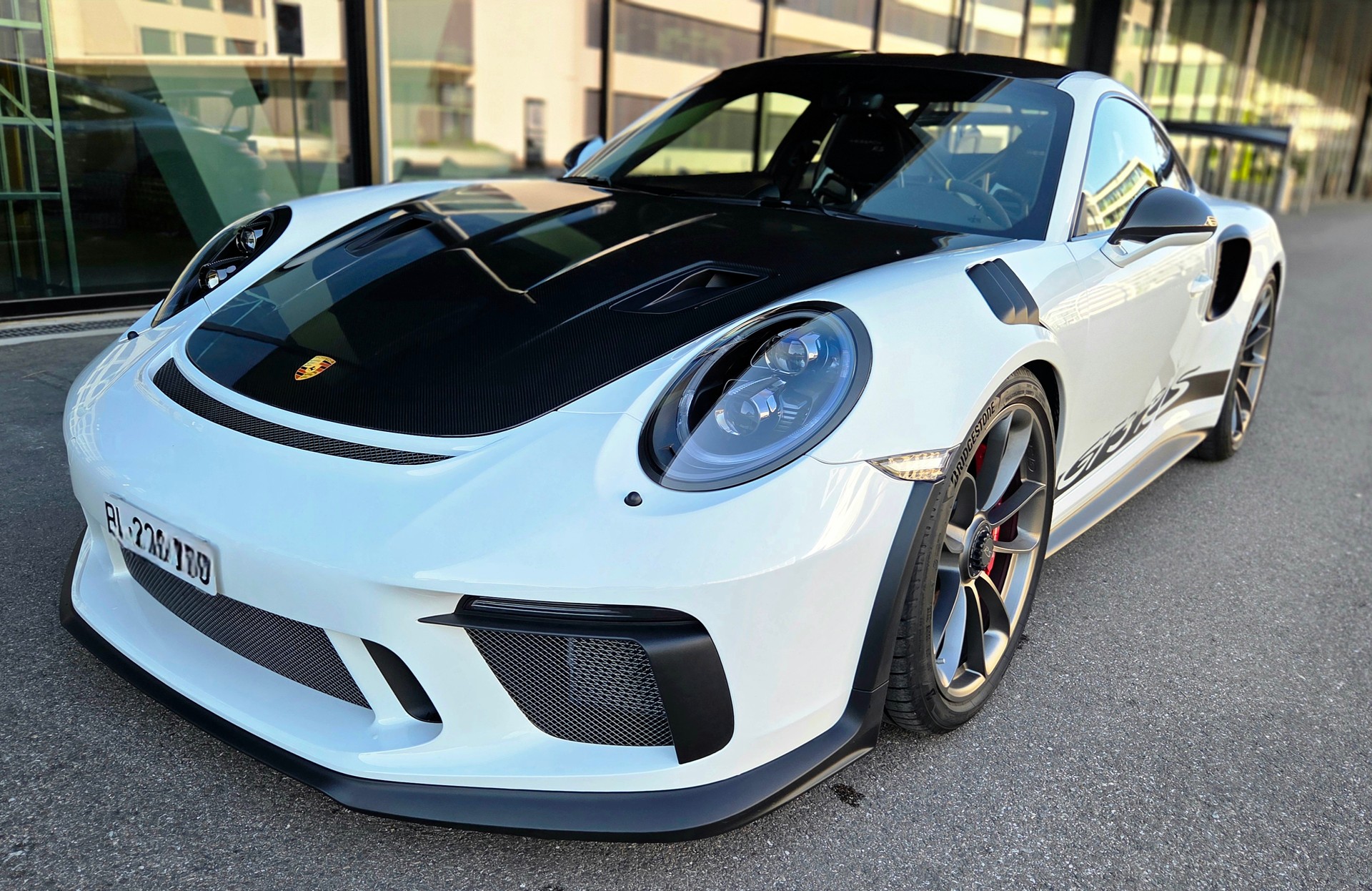 PORSCHE 911 GT3 RS/Weissach ohne OPF-image-1