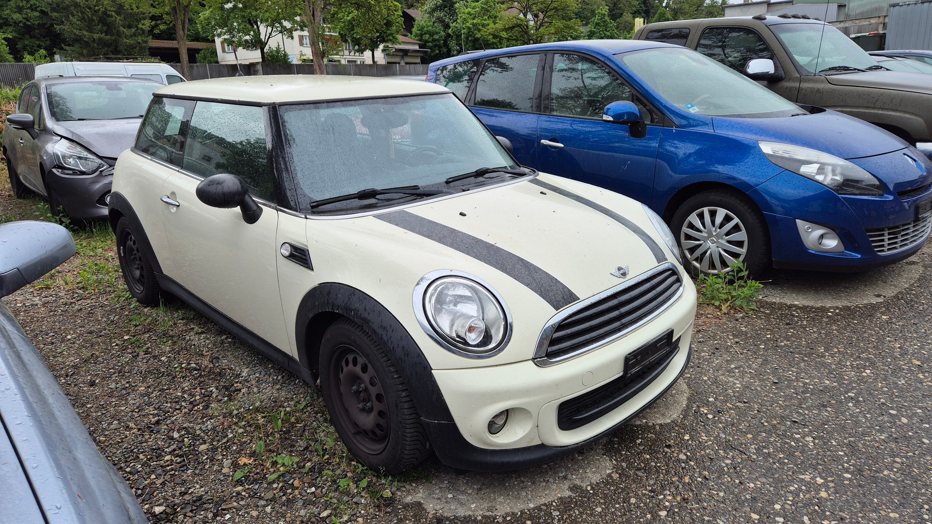 MINI One-image-3