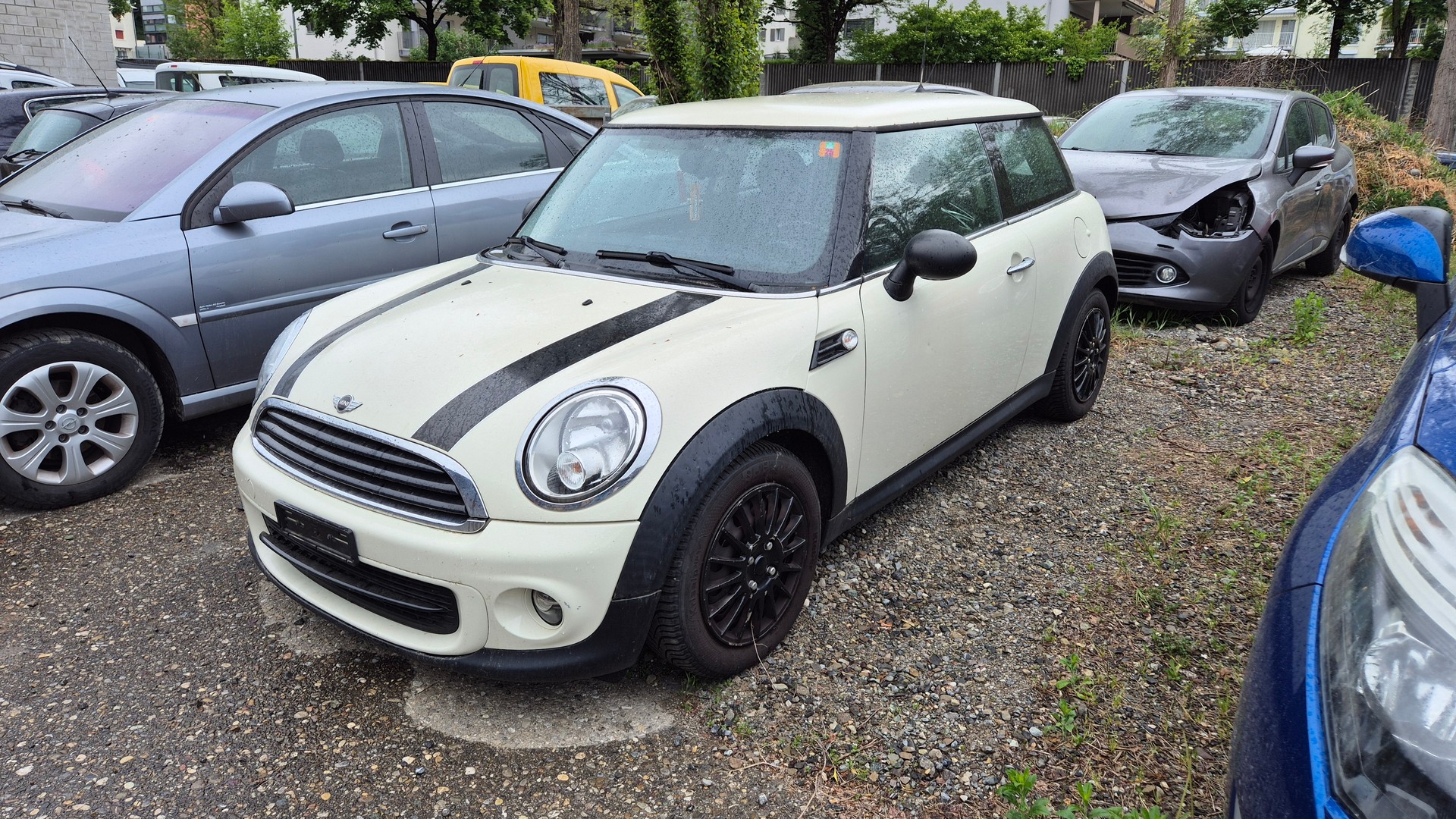 MINI One-image-2