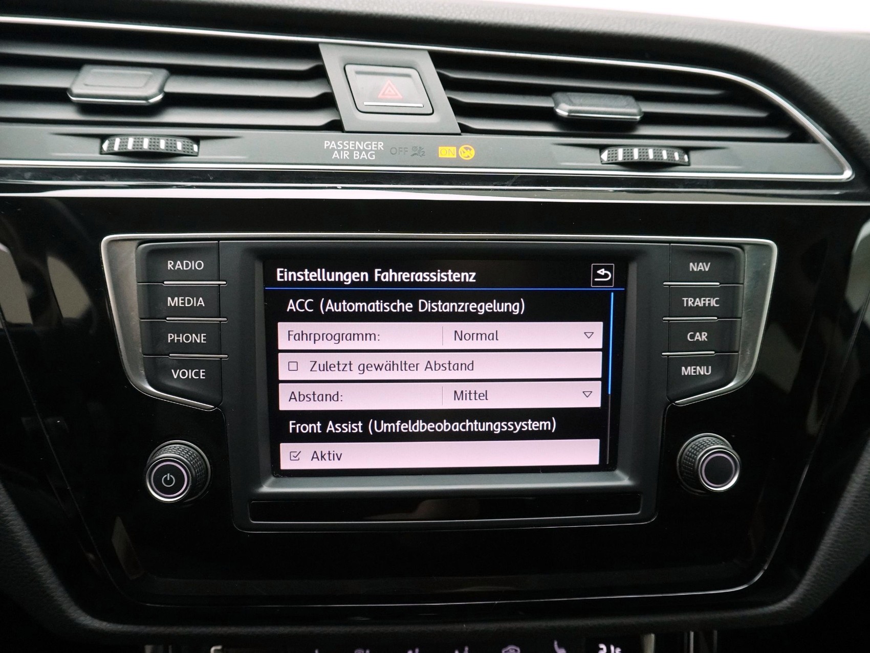 VW Touran 2.0 TDI DSG Highline **7-Plätzer**-image-18
