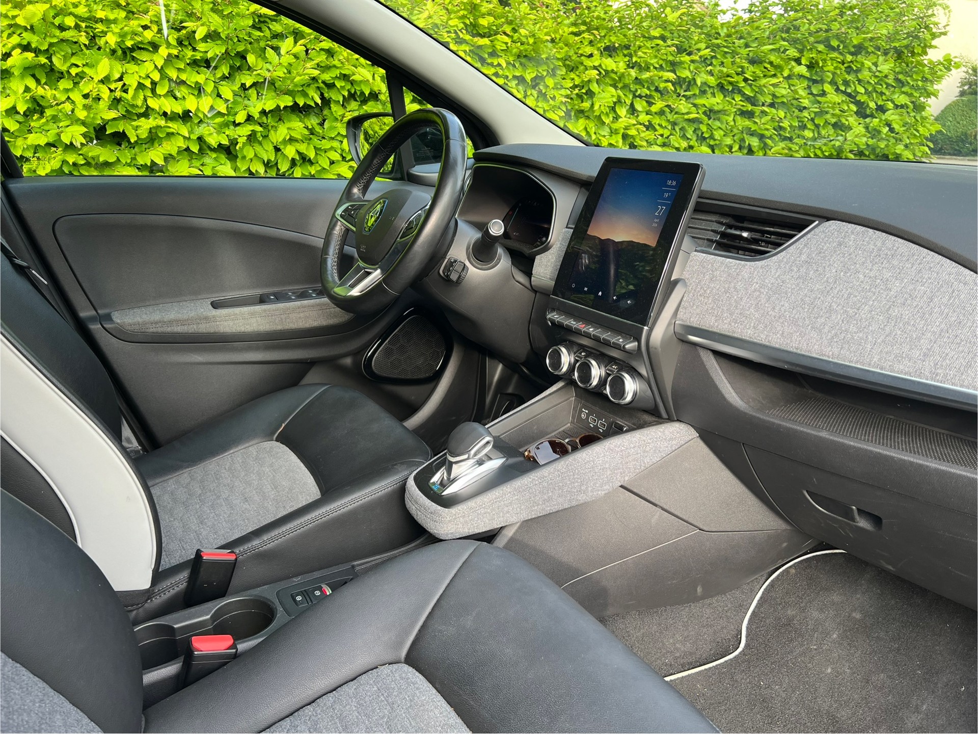 RENAULT Intens R135-image-3