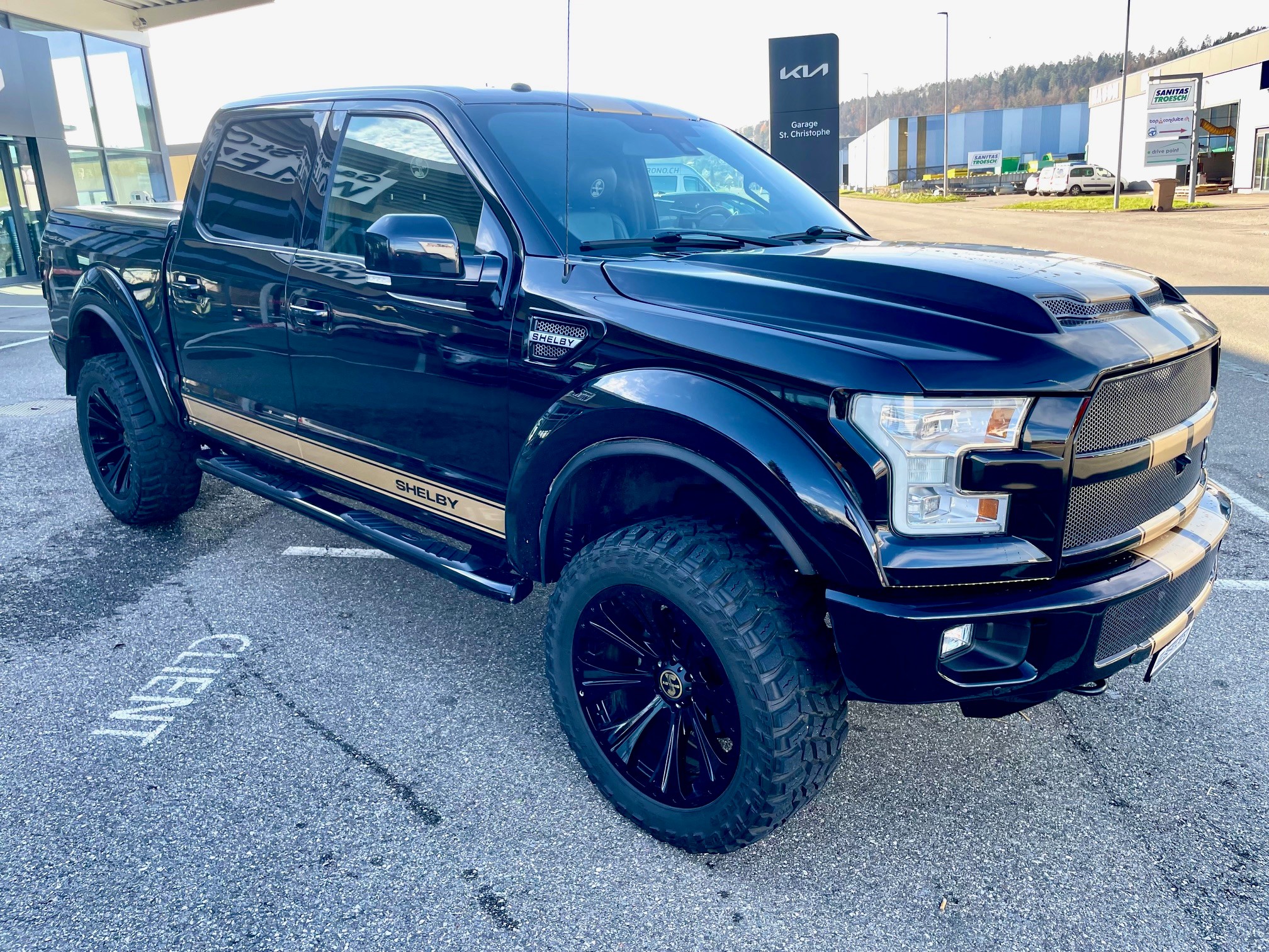 Car photo