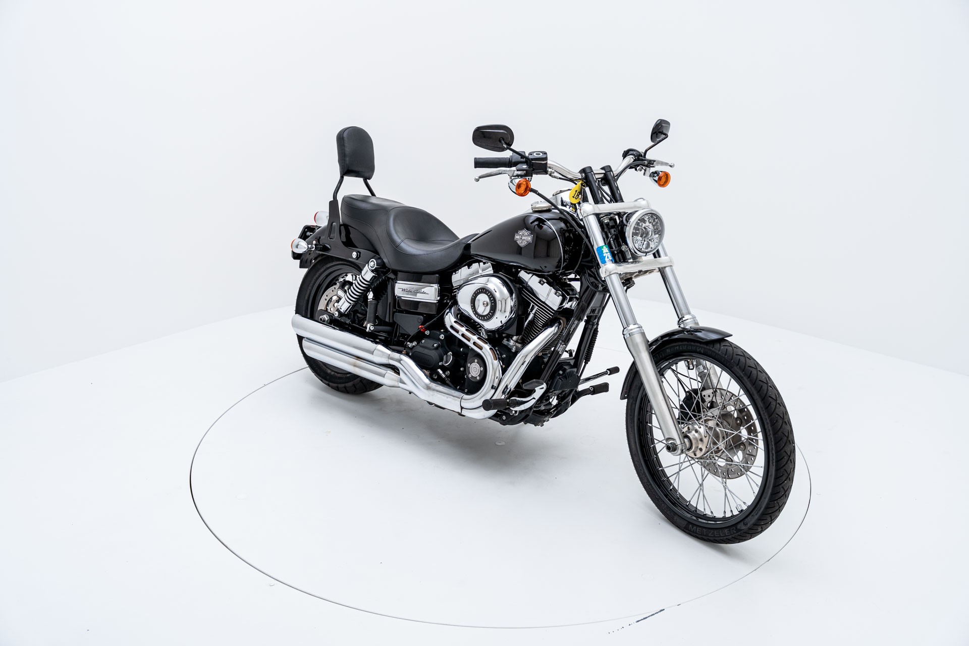HARLEY-DAVIDSON FXDWG Dyna Wide Glide ABS-showroom-element-1