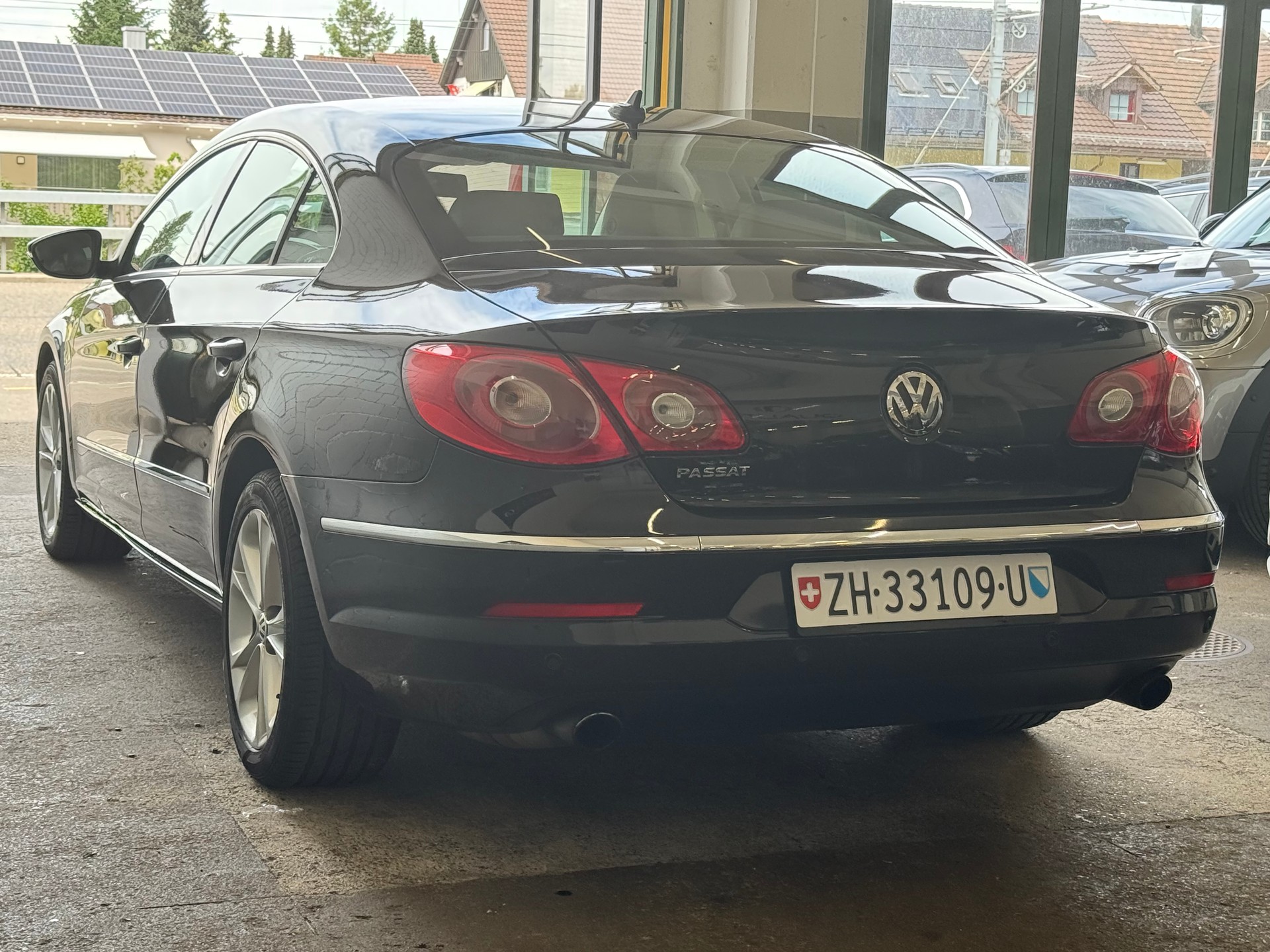 VW Passat CC 3.6 V6 FSI 4Motion-image-3
